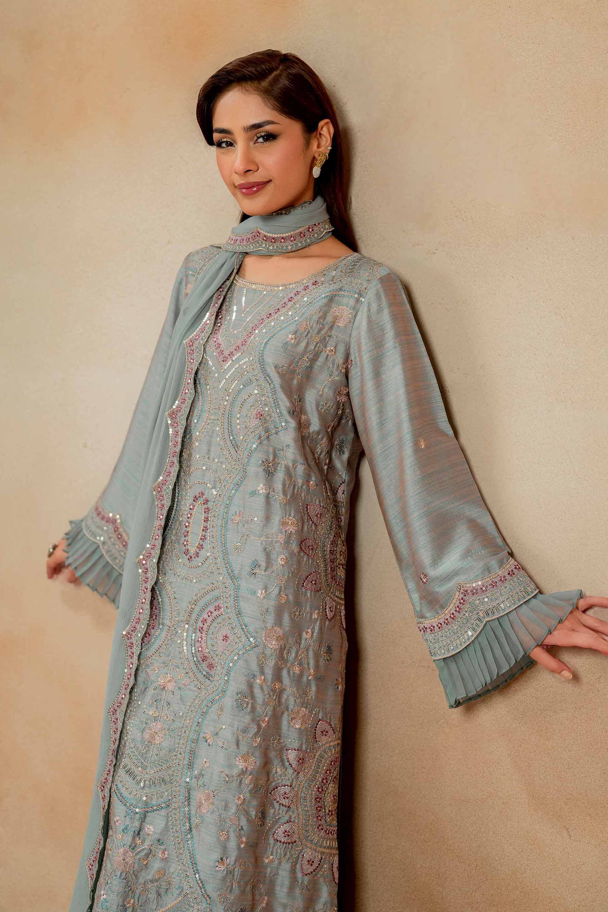 3 Piece - Embroidered Suit - 42308016