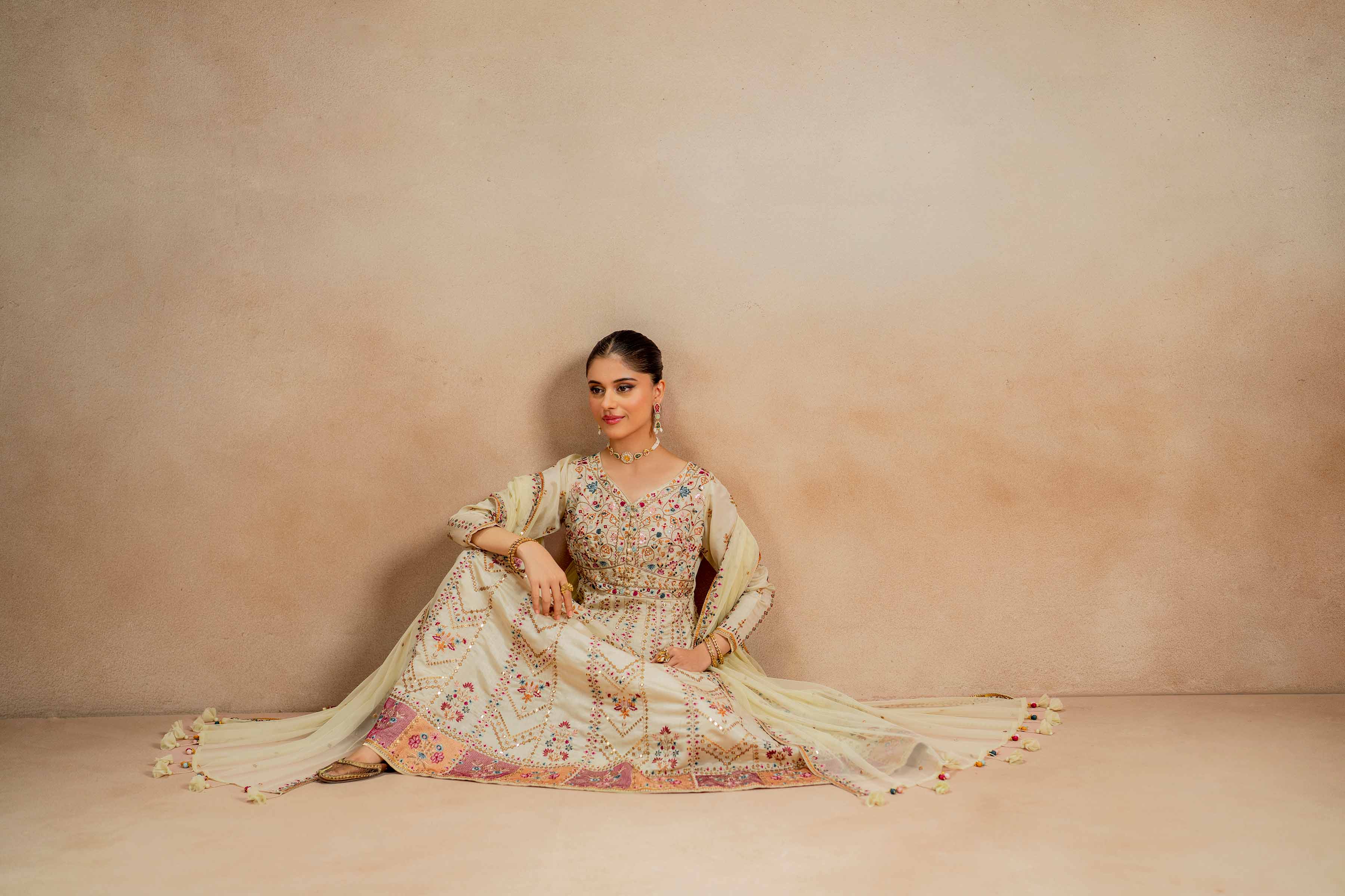 2 Piece - Embroidered Suit - 42308028 - Image 6