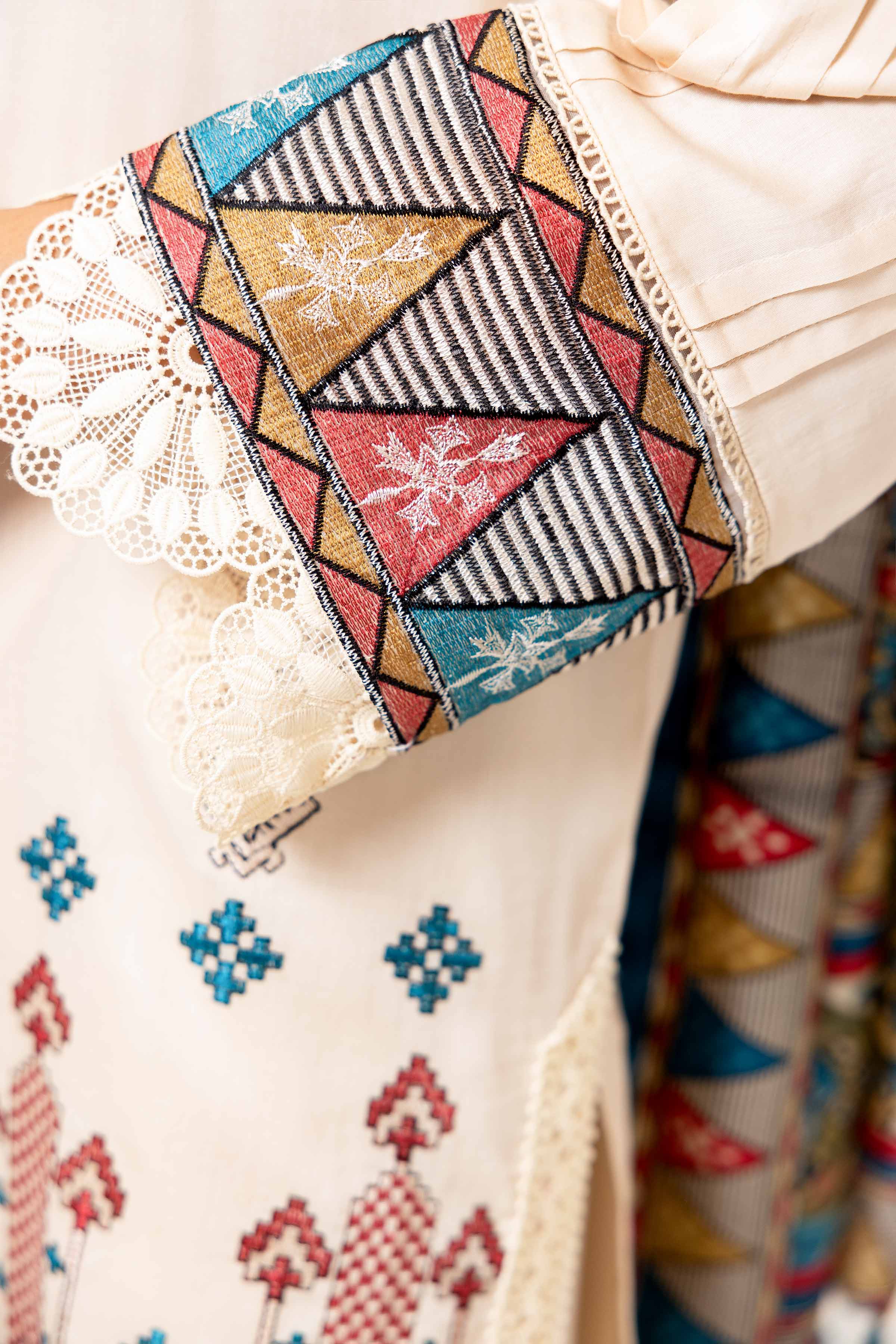 3 Piece - Embroidered Suit - 42402182 - Image 6