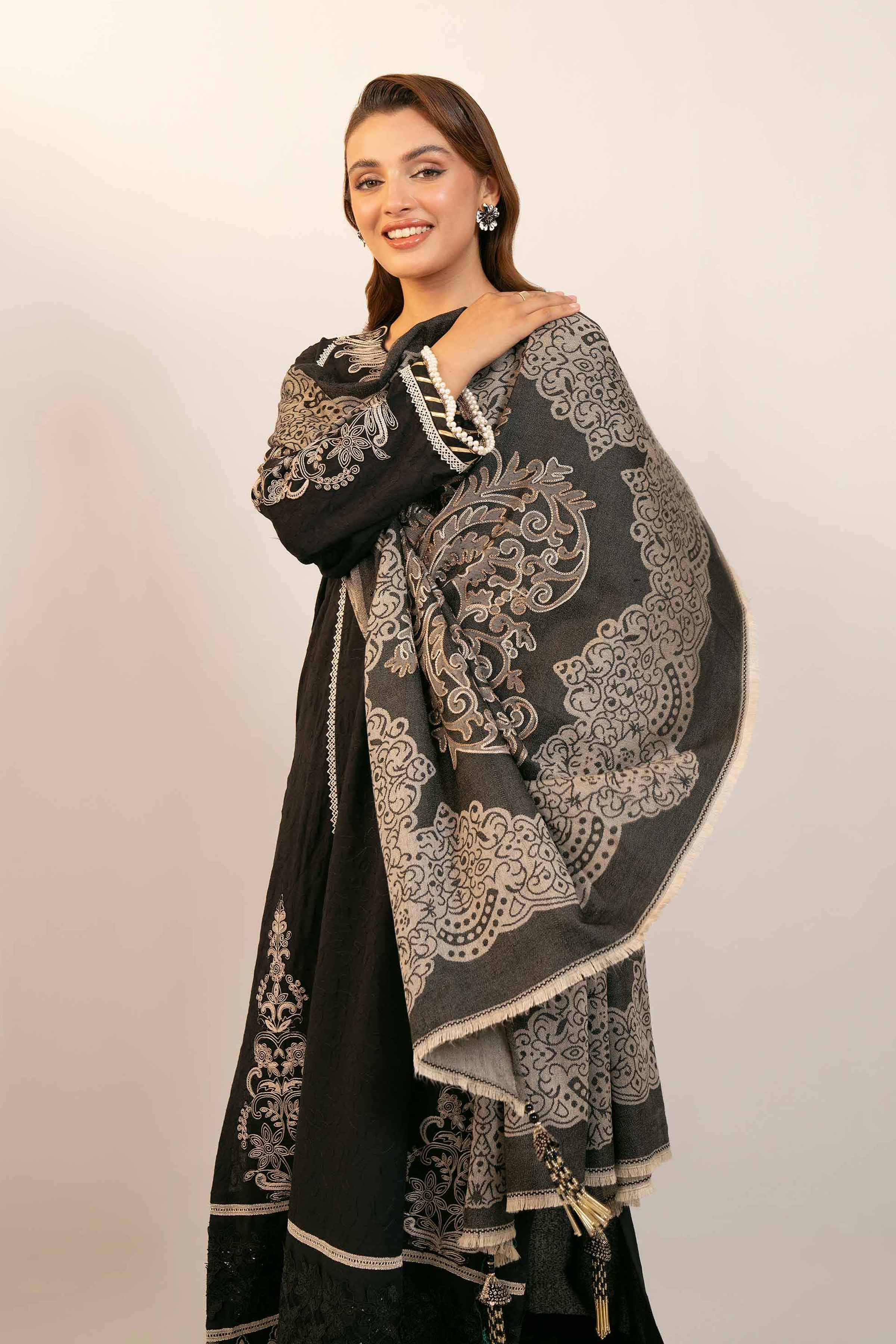 3 Piece - Embroidered Suit - 42404378 - Image 2