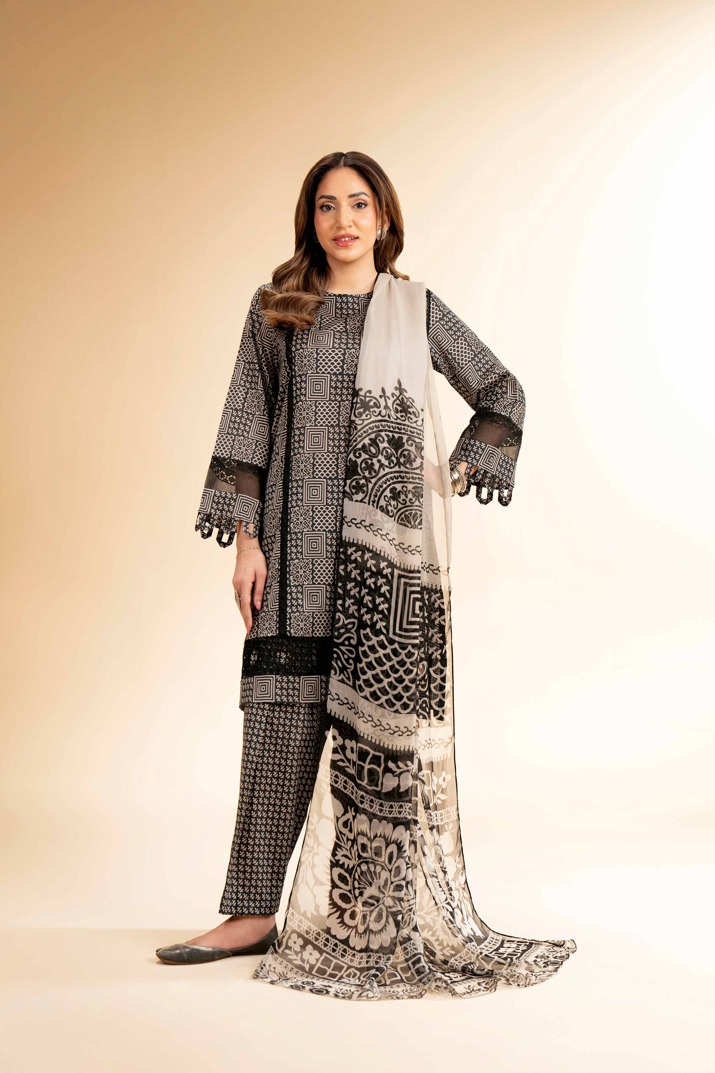 3 Piece - Printed With Laces Suit - 42501334 - Image 2
