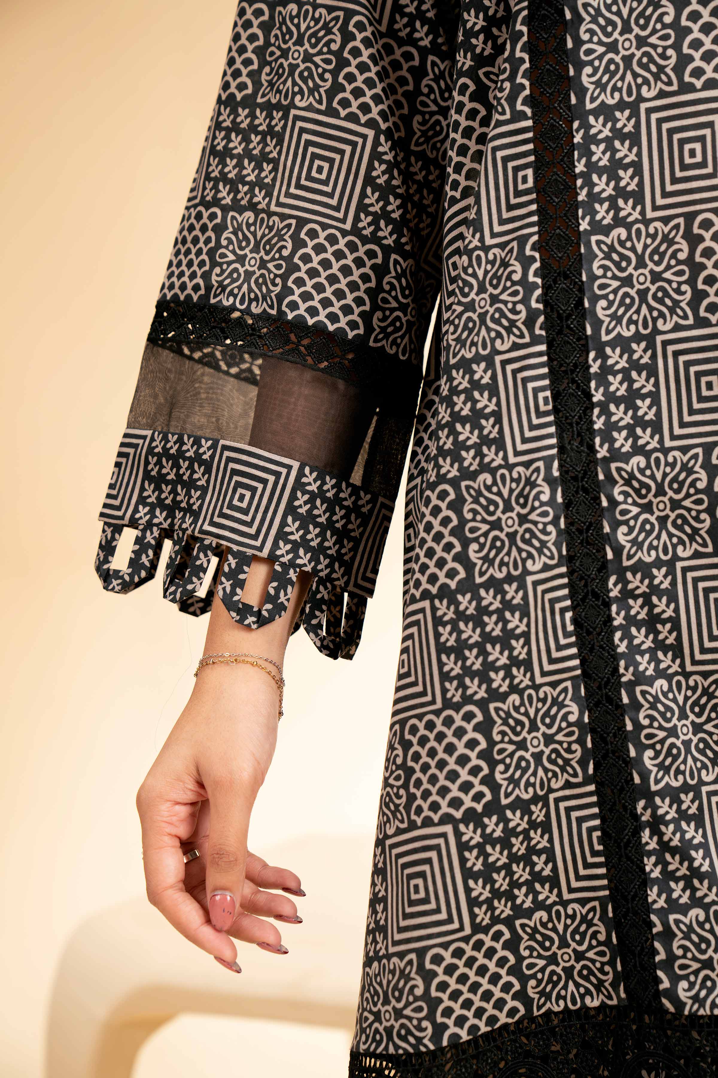 3 Piece - Printed With Laces Suit - 42501334 - Image 4