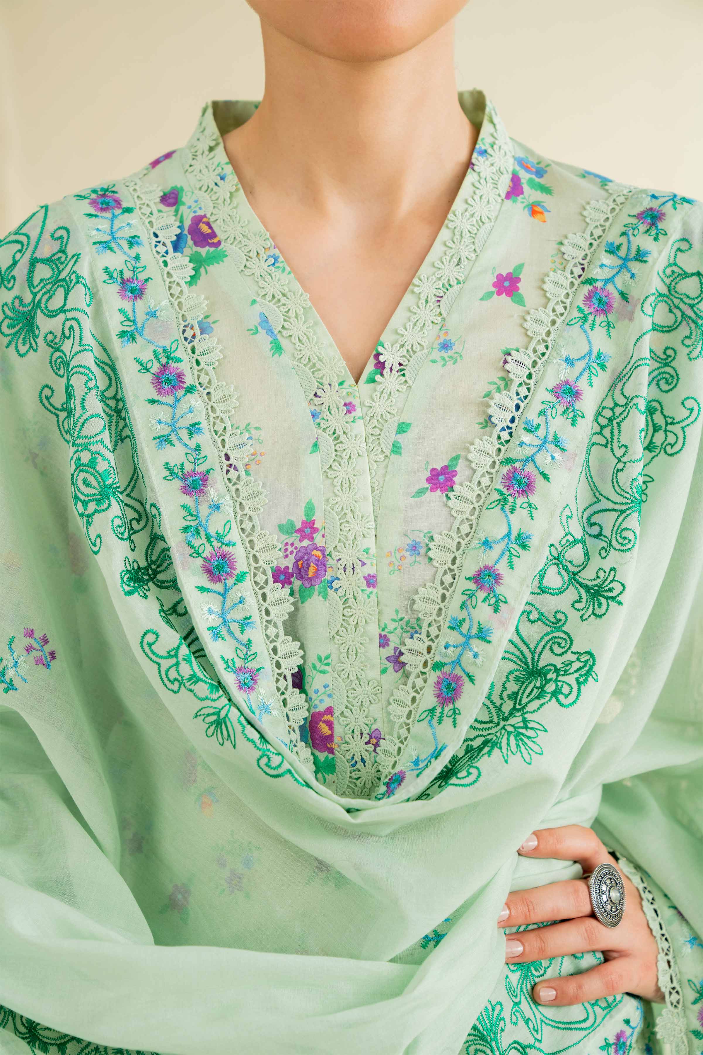 3 Piece - Printed Embroidered Suit - 42501498 - Image 4