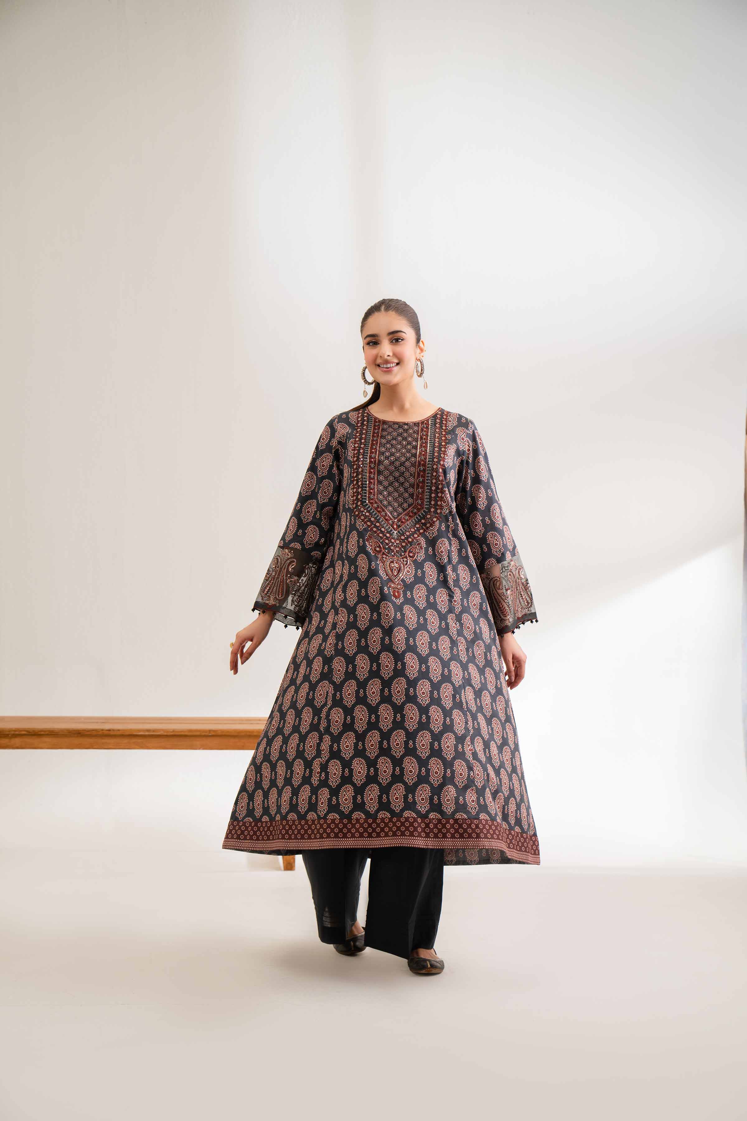 2 Piece - Digital Printed Embroidered Suit - 42501778 - Image 5