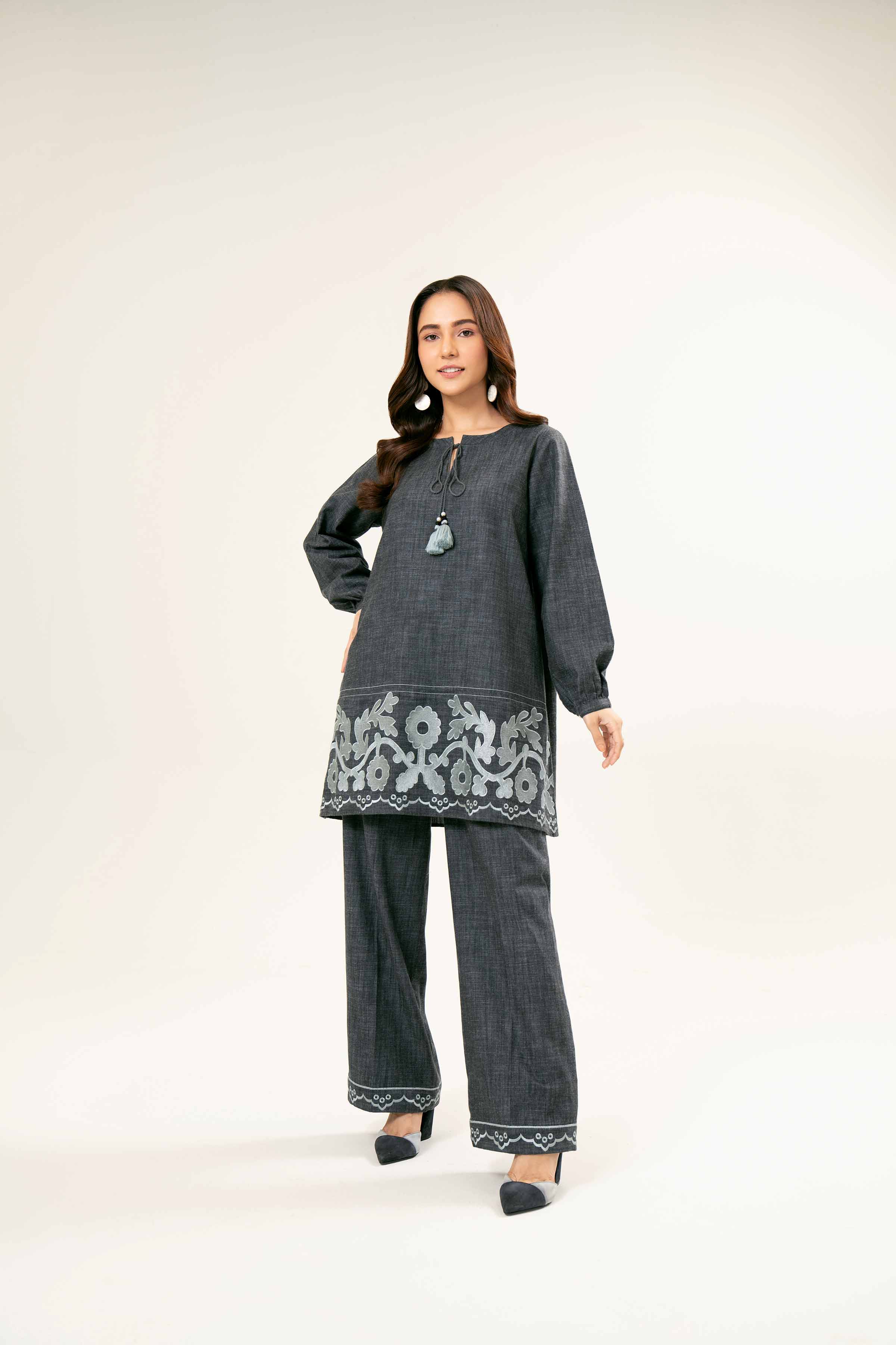 2 Piece - Embroidered Suit - AW24-44 - Image 5