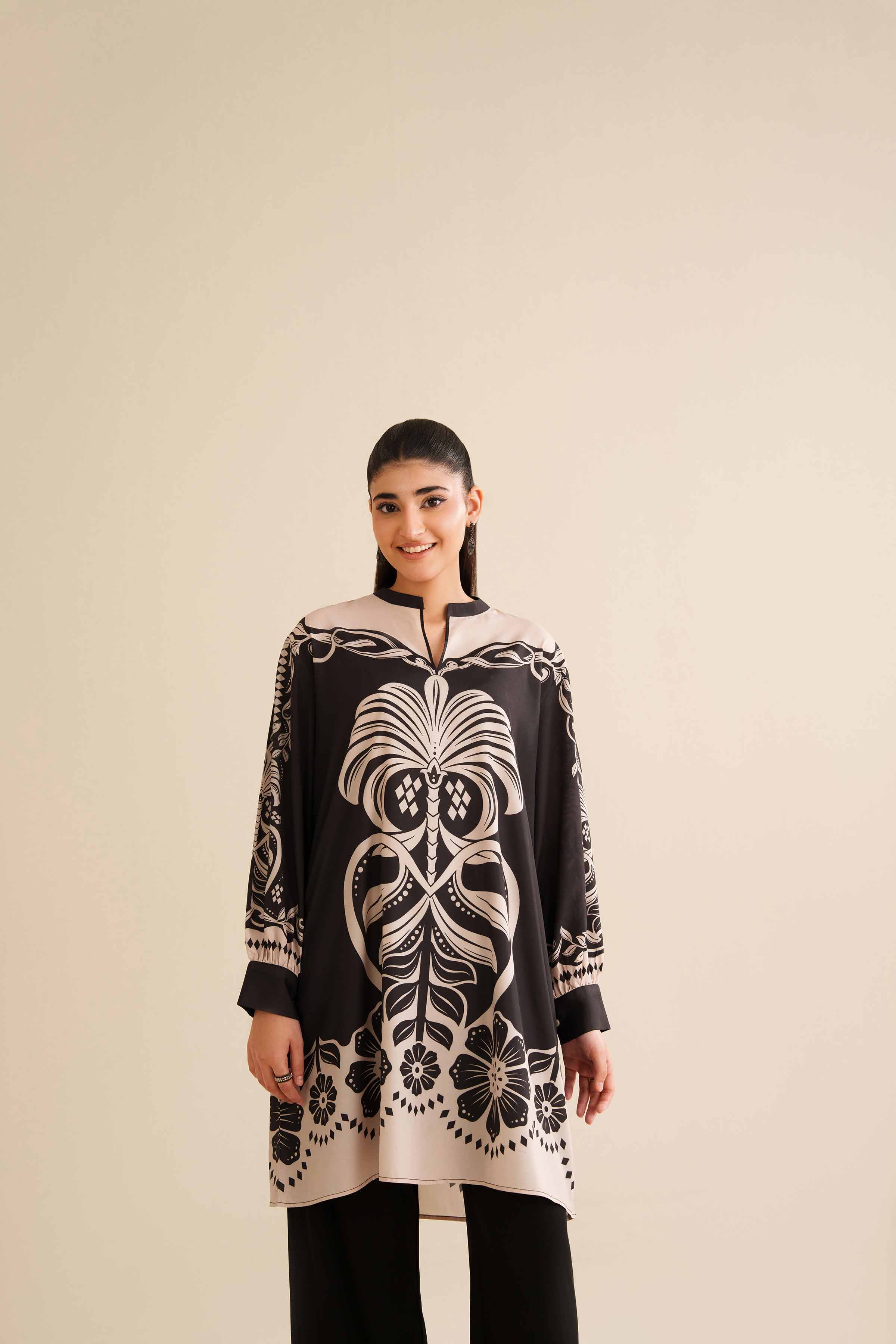 Printed Tunic - AW25-01 - Image 3