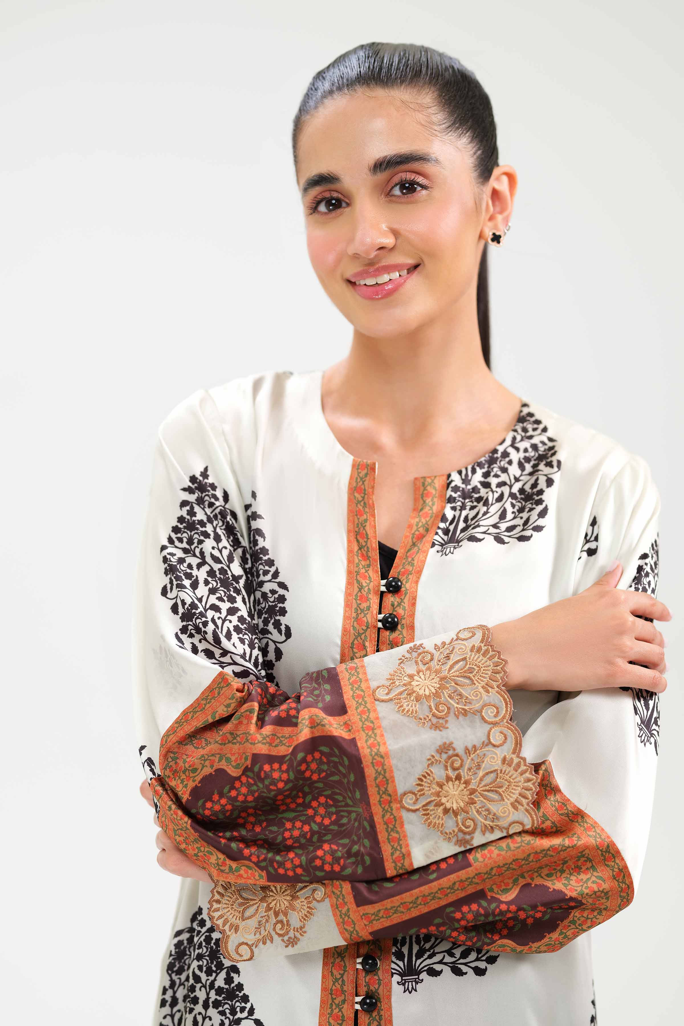 Printed Embroidered Dress - FW24-75 - Image 5