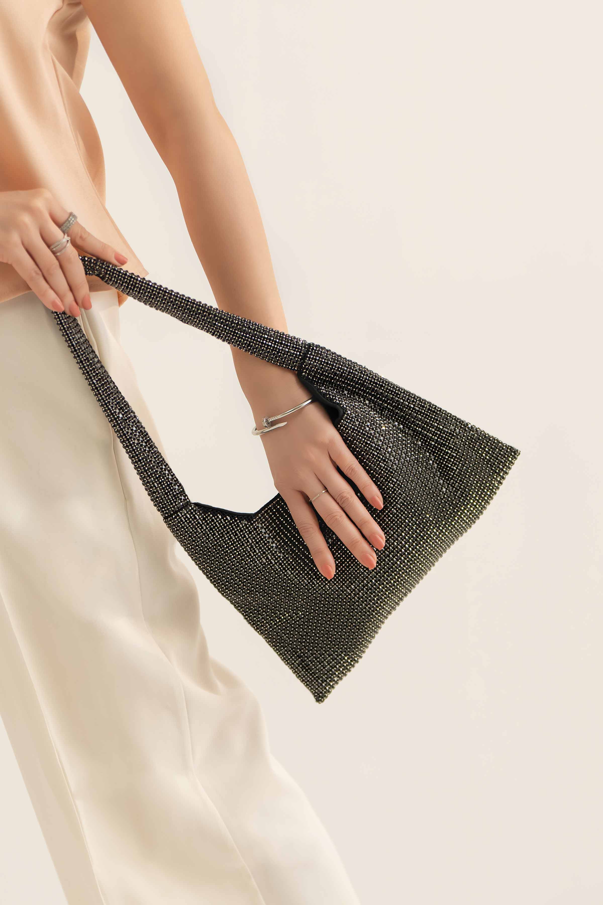 Black Clutch-441172103 - Image 4