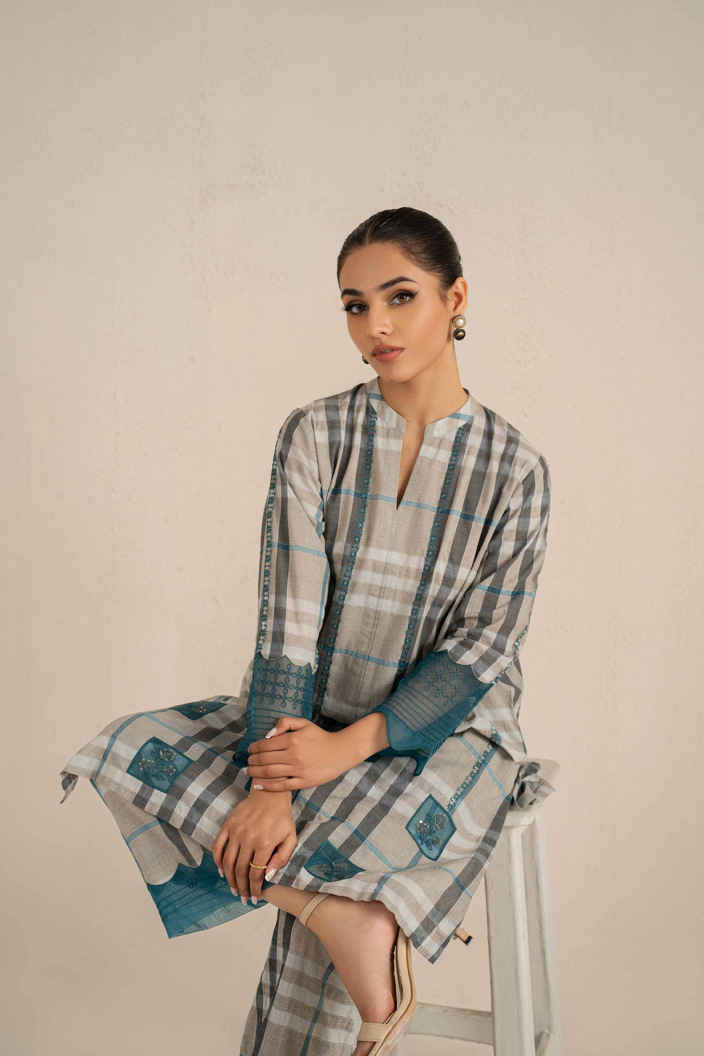 2 Piece - Printed Embroidered Suit - KFS25-23 - Image 7