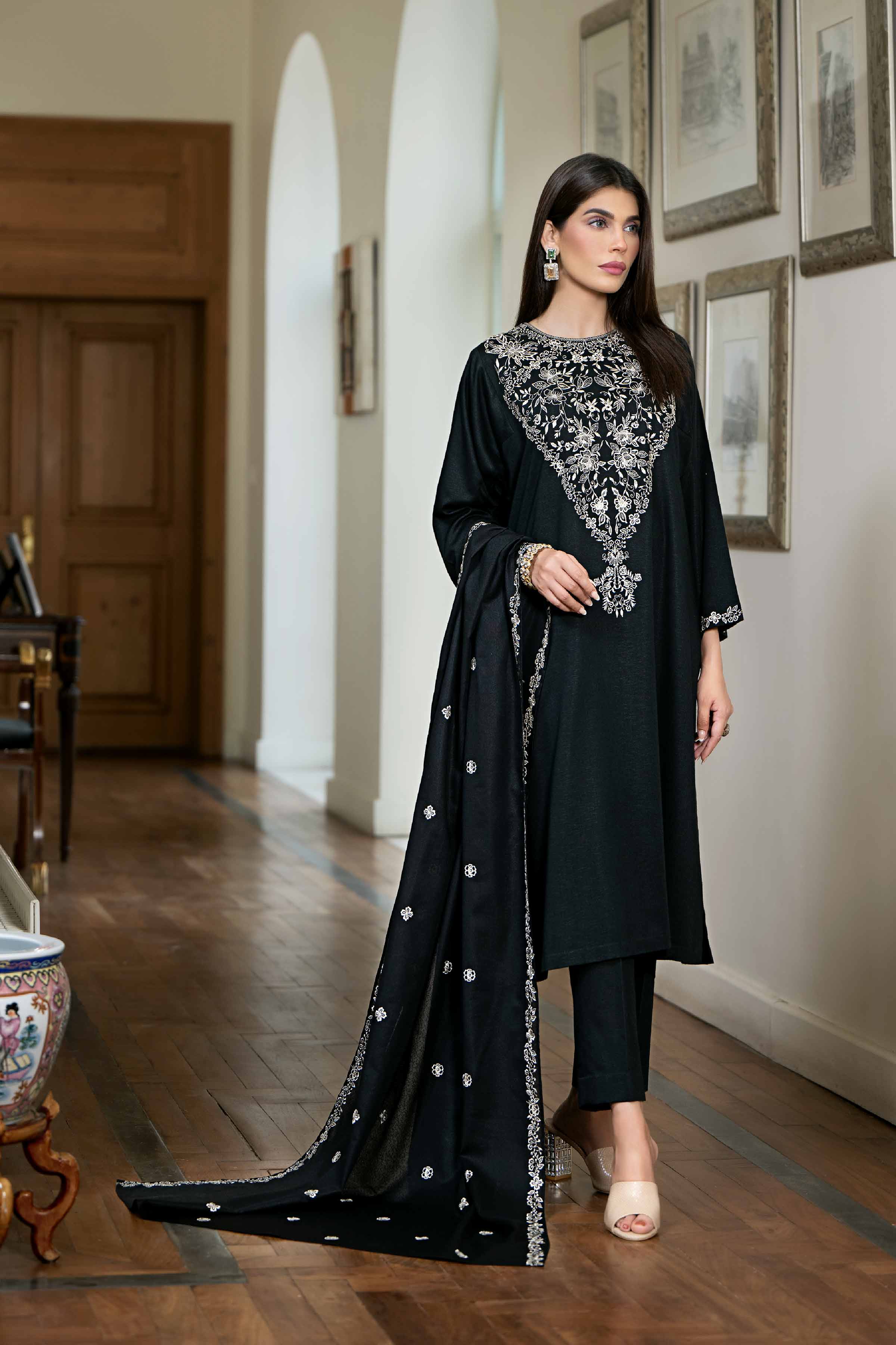 3 Piece - Embroidered Suit - KFW23-38