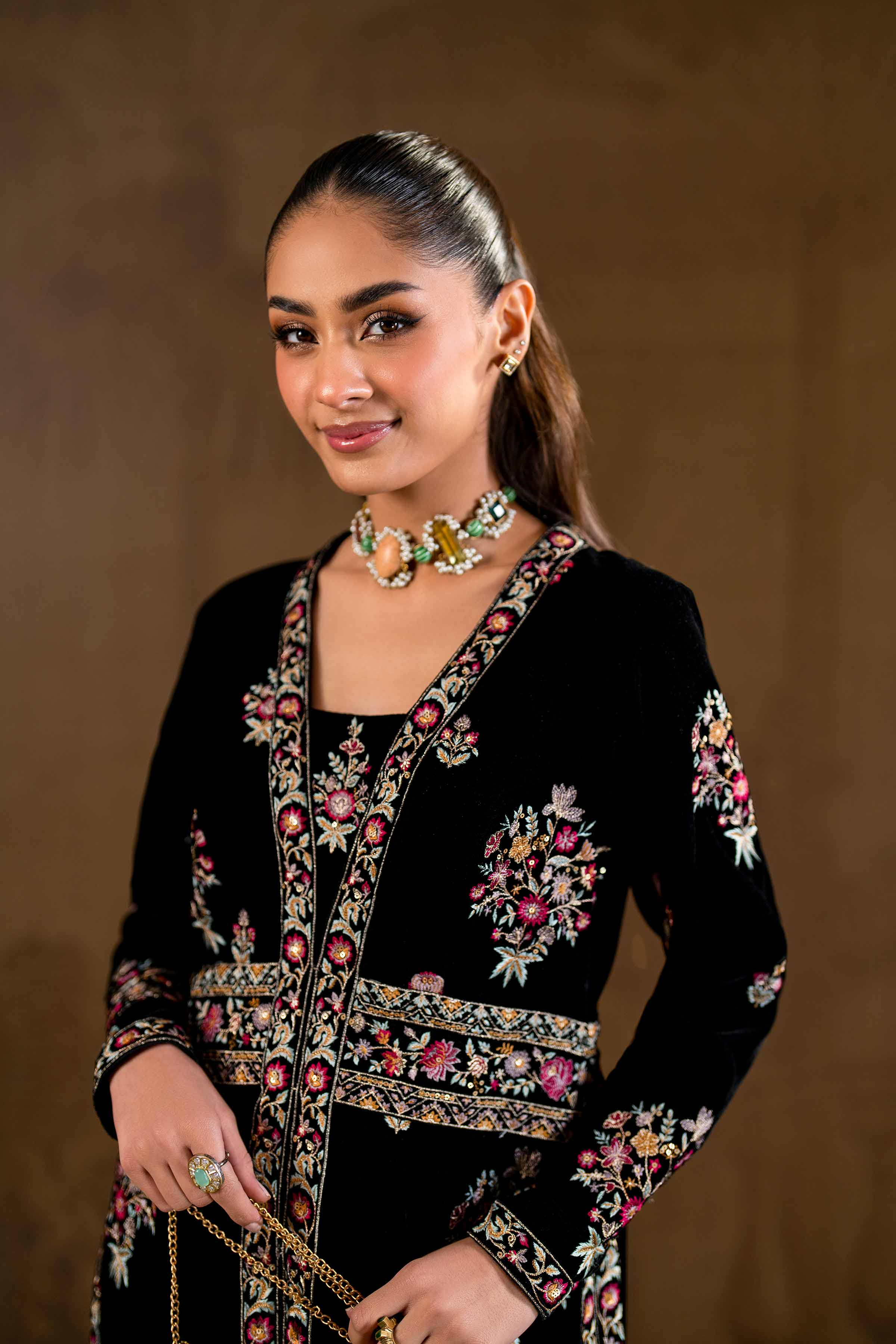 2 Piece - Embroidered Suit - KFW24-02 - Image 4