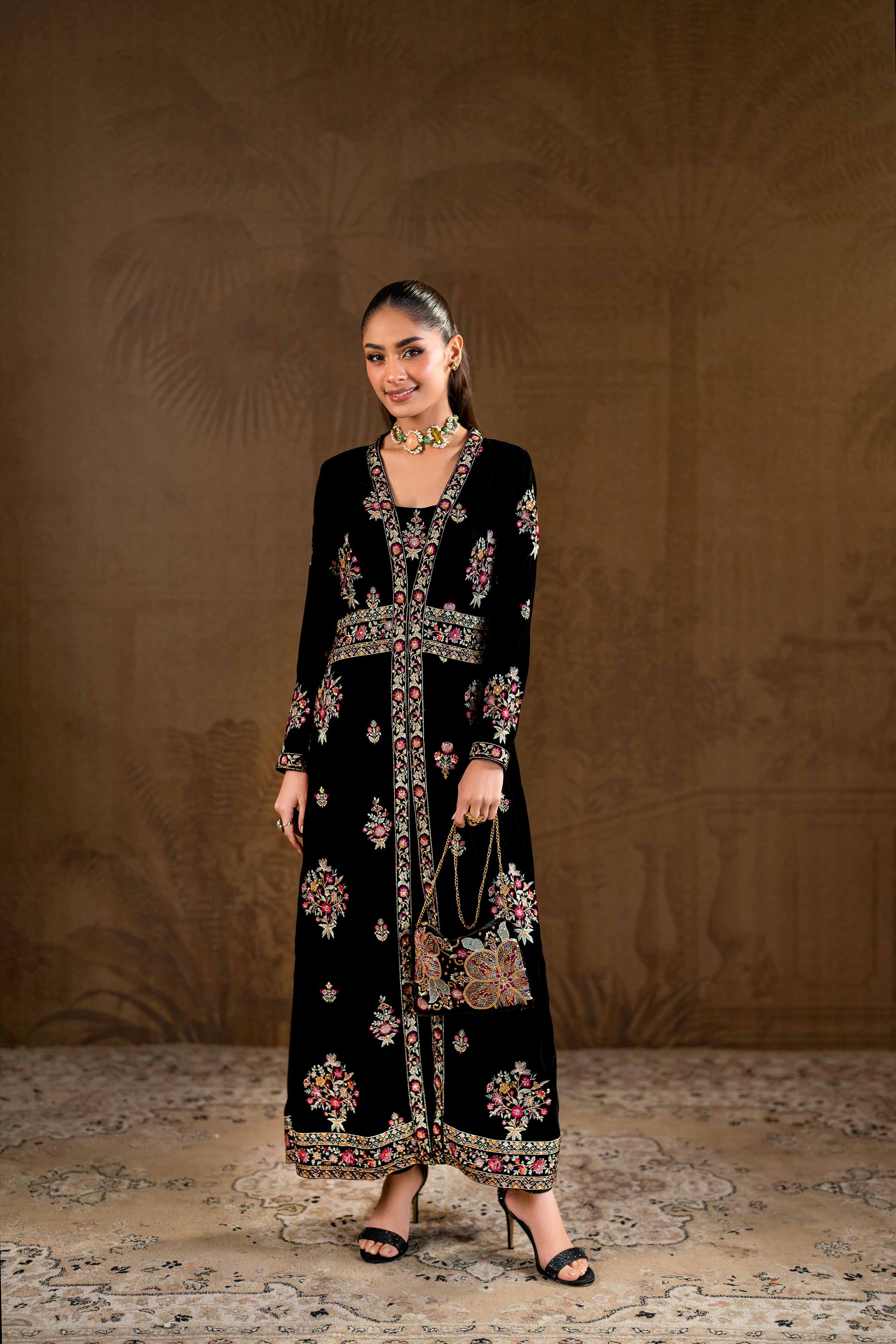2 Piece - Embroidered Suit - KFW24-02 - Image 5