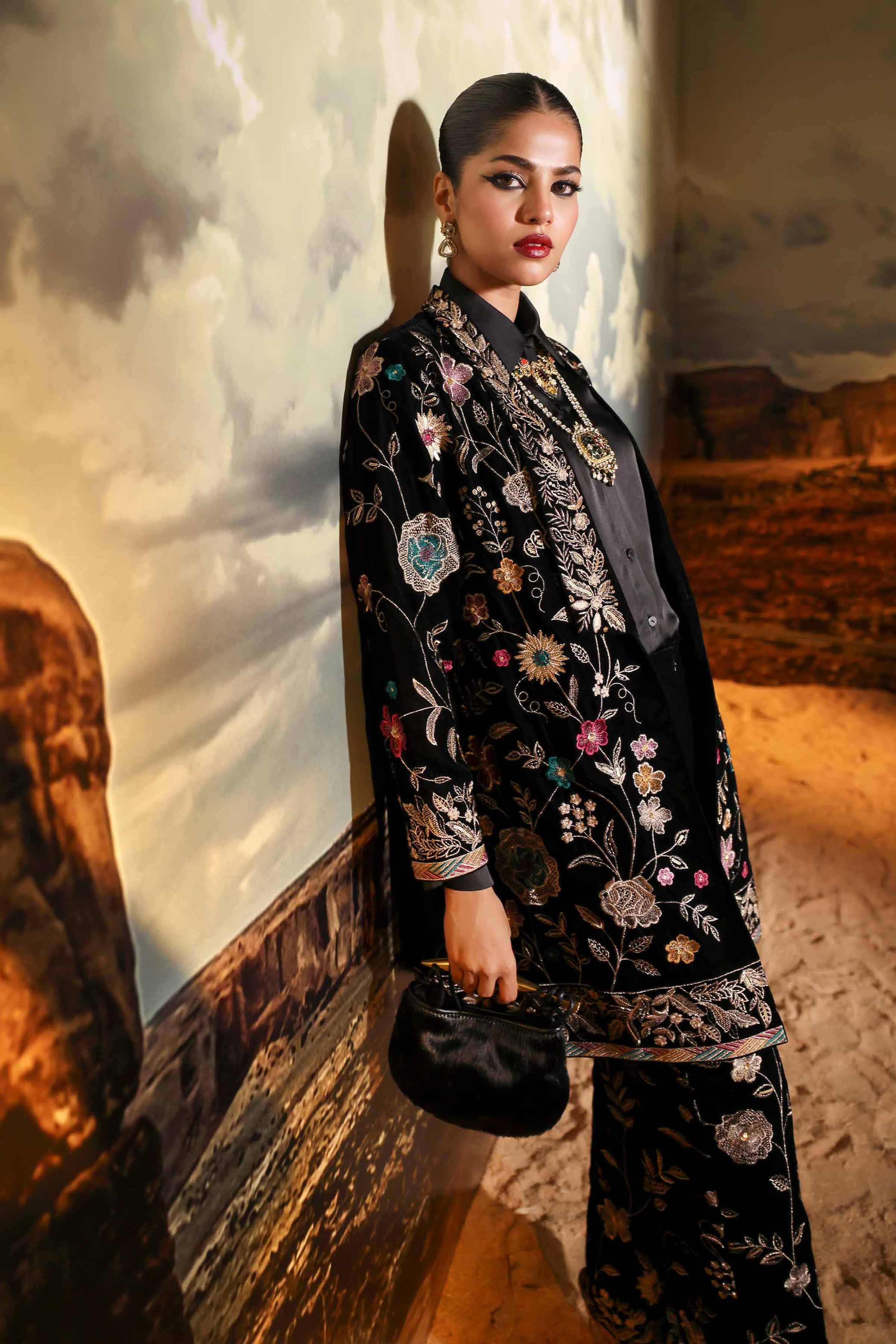 2 Piece - Embroidered Suit - KFW24-07 - Image 2