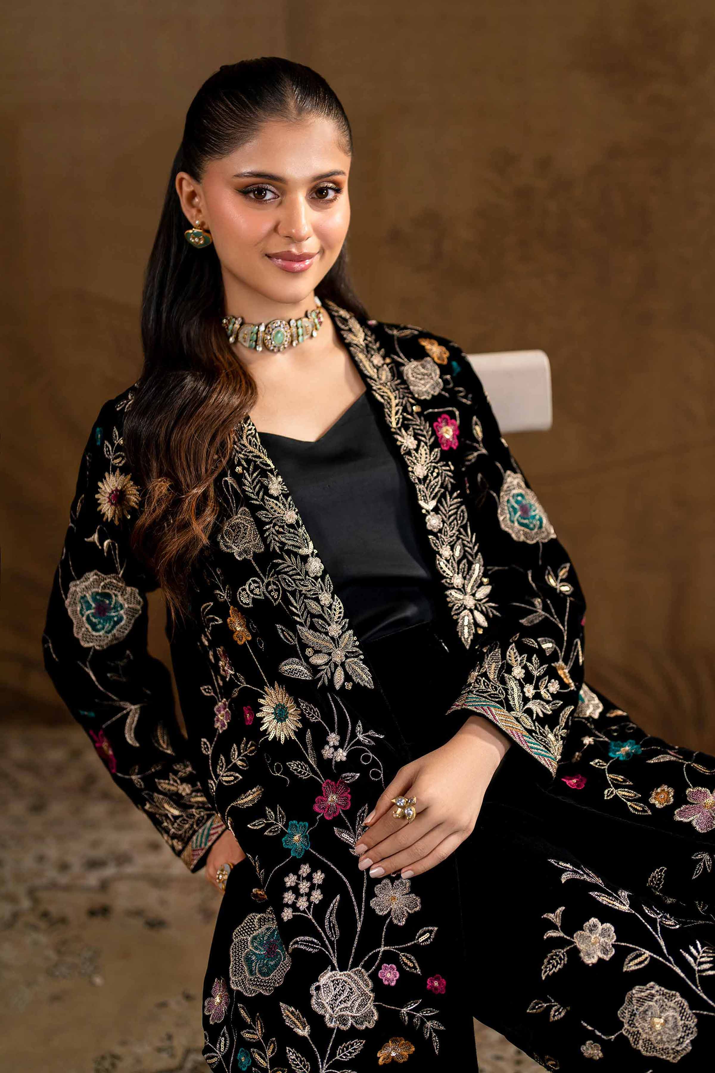 2 Piece - Embroidered Suit - KFW24-07 - Image 3