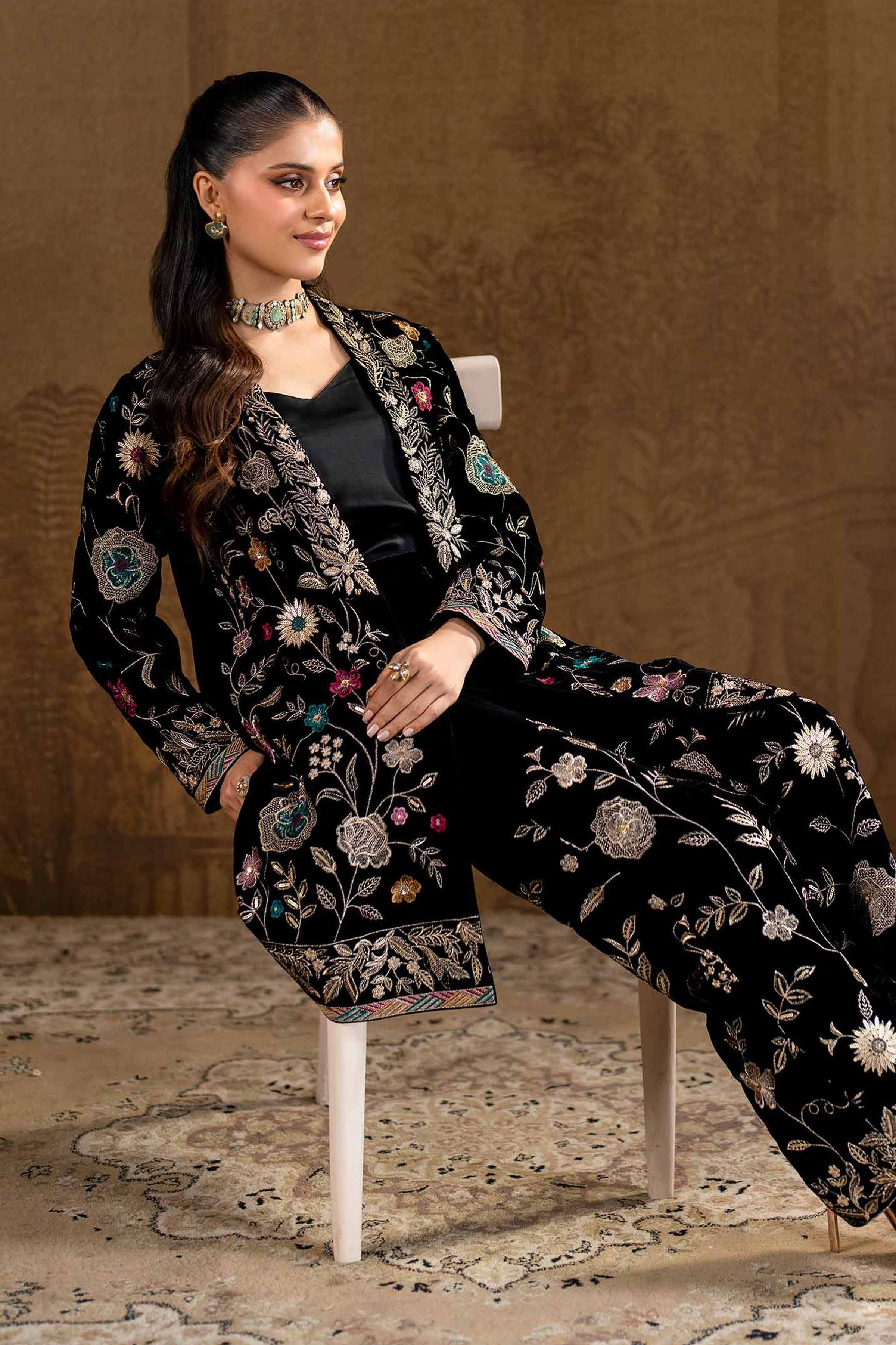 2 Piece - Embroidered Suit - KFW24-07 - Image 4