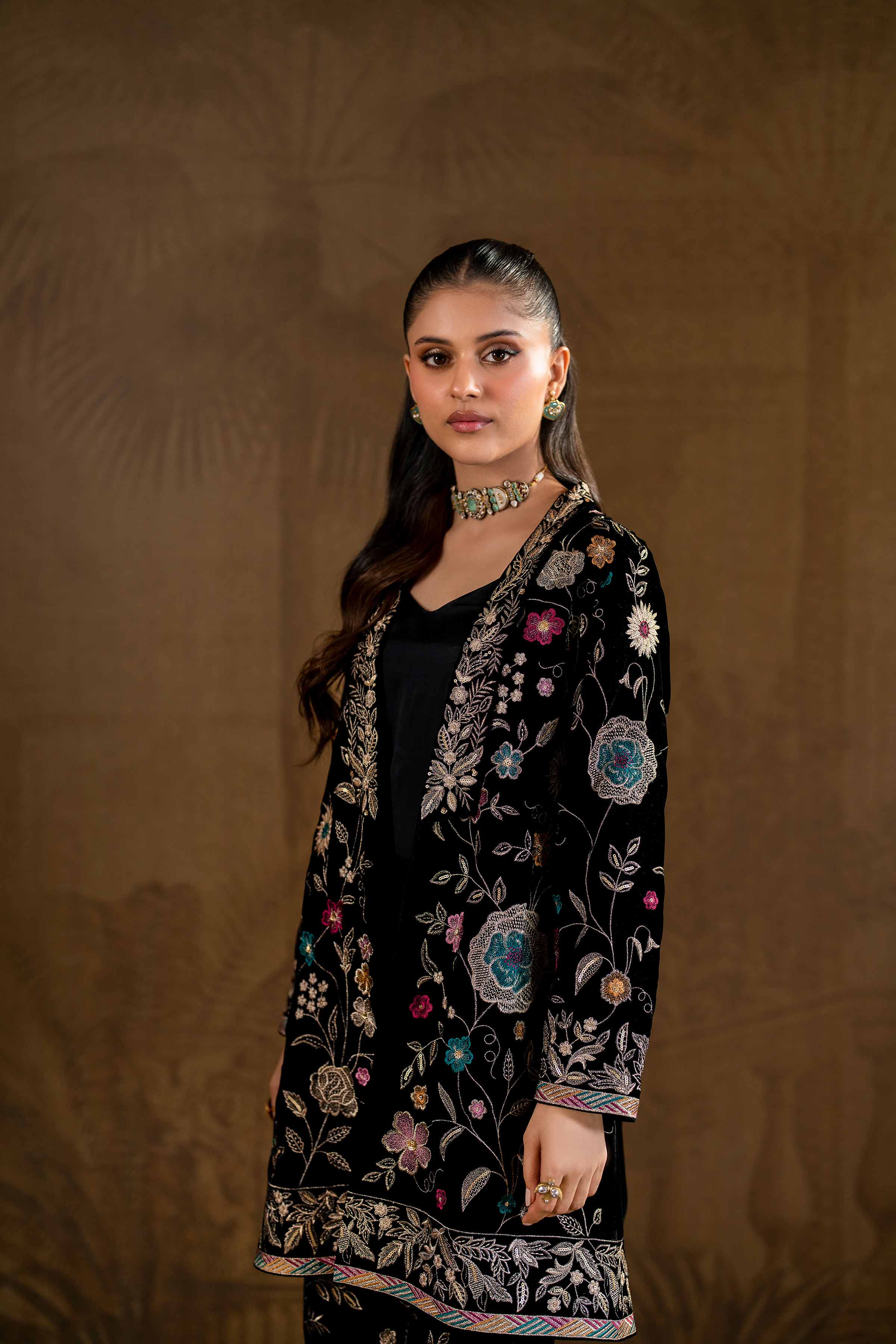 2 Piece - Embroidered Suit - KFW24-07 - Image 8