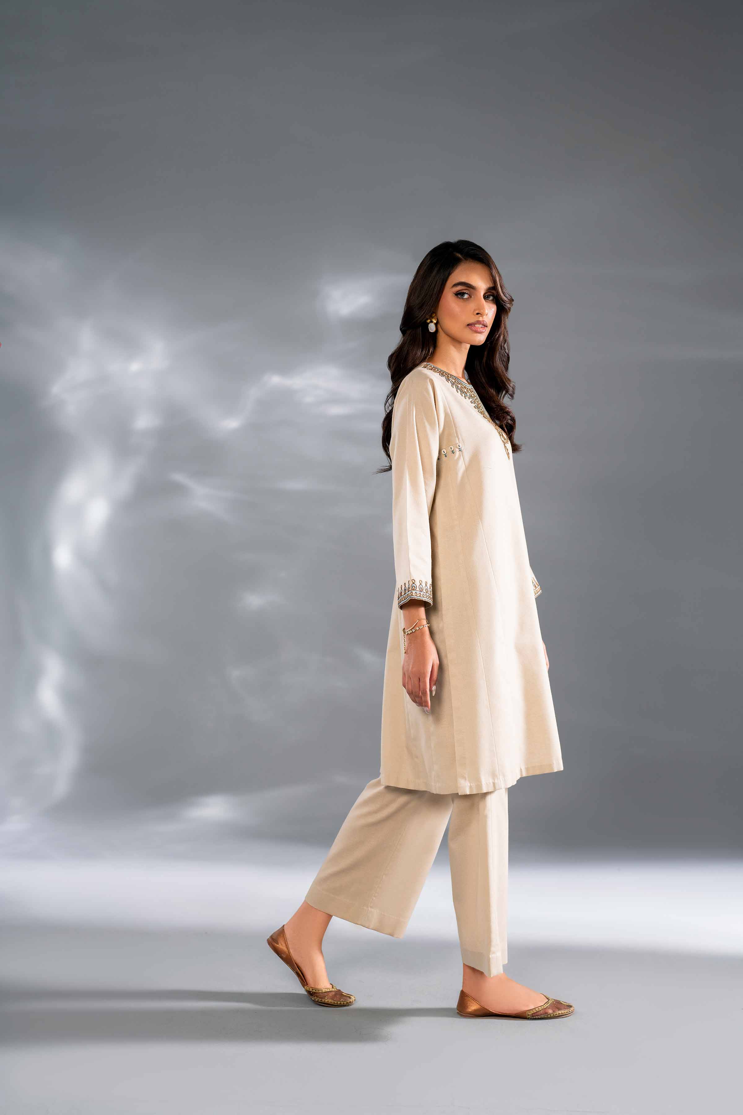 2 Piece - Embroidered Suit - KFW24-101 - Image 5