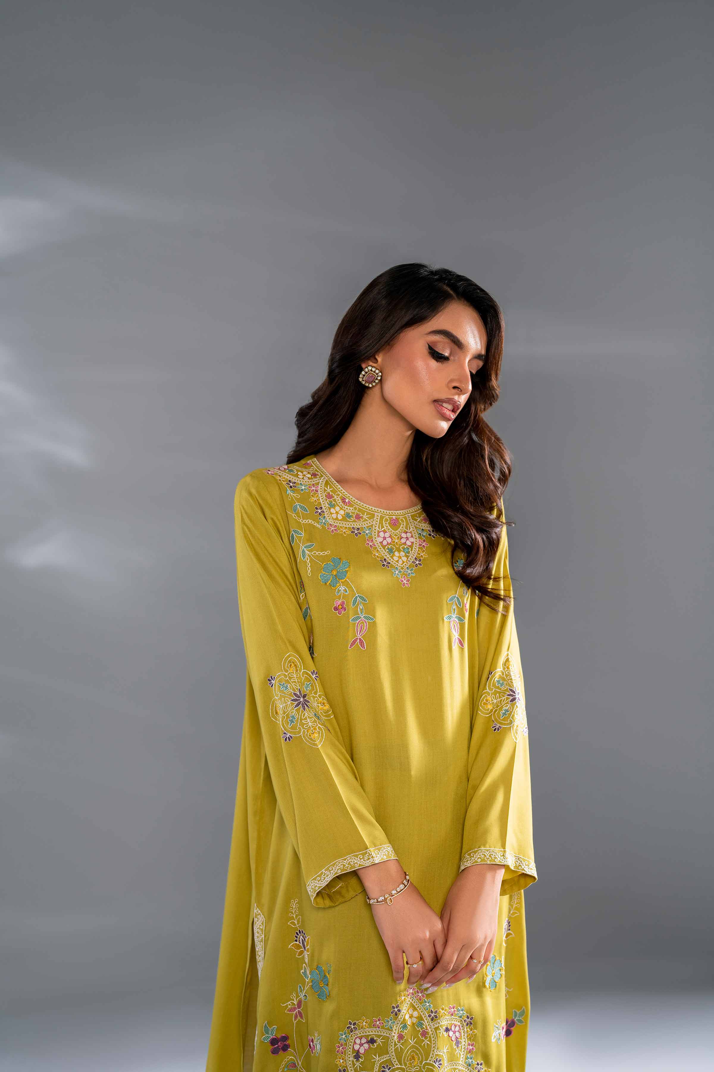 2 Piece - Embroidered Suit - KFW24-114 - Image 4
