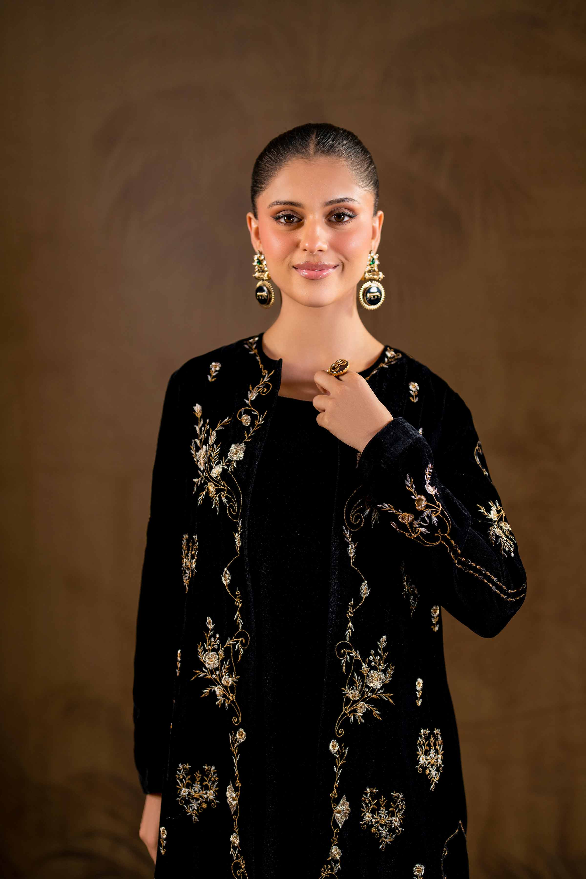2 Piece - Embroidered Suit - KFW24-12 - Image 5