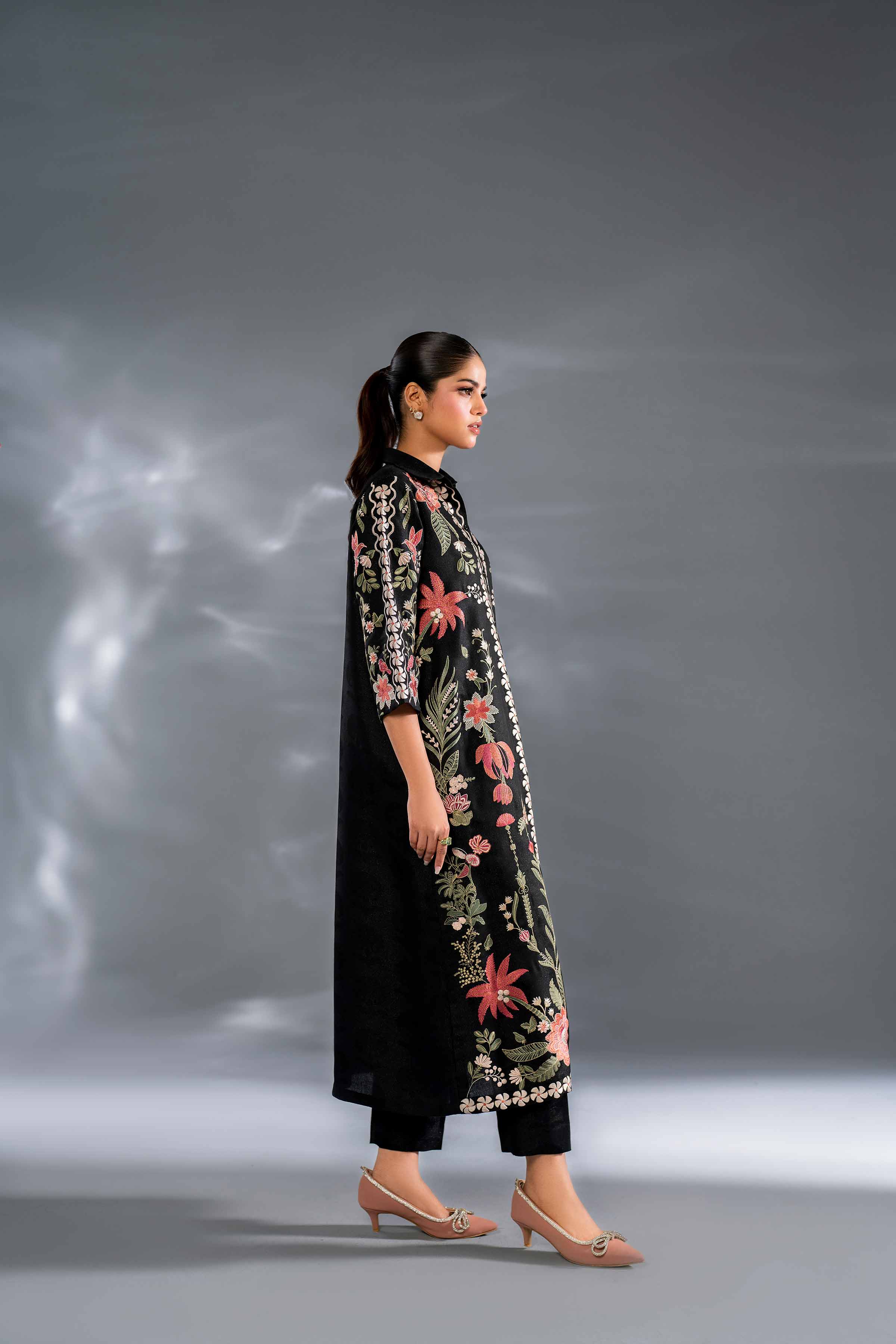 2 Piece - Embroidered Suit - KFW24-132 - Image 4