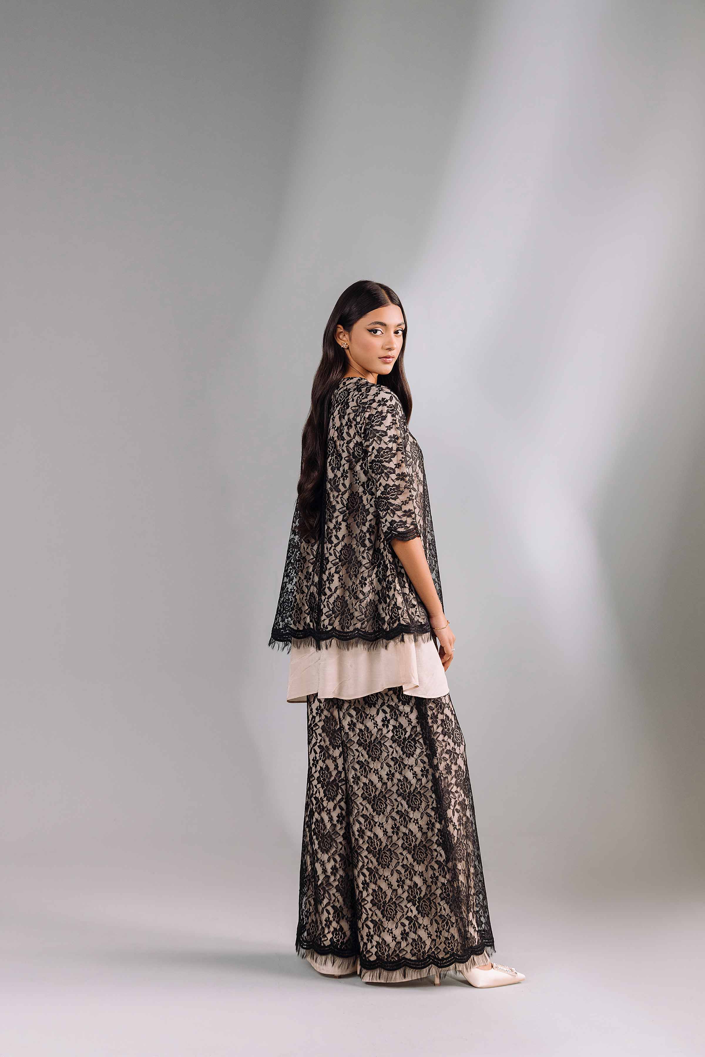 2 Piece - Embroidered Suit - KFW24-71 - Image 3
