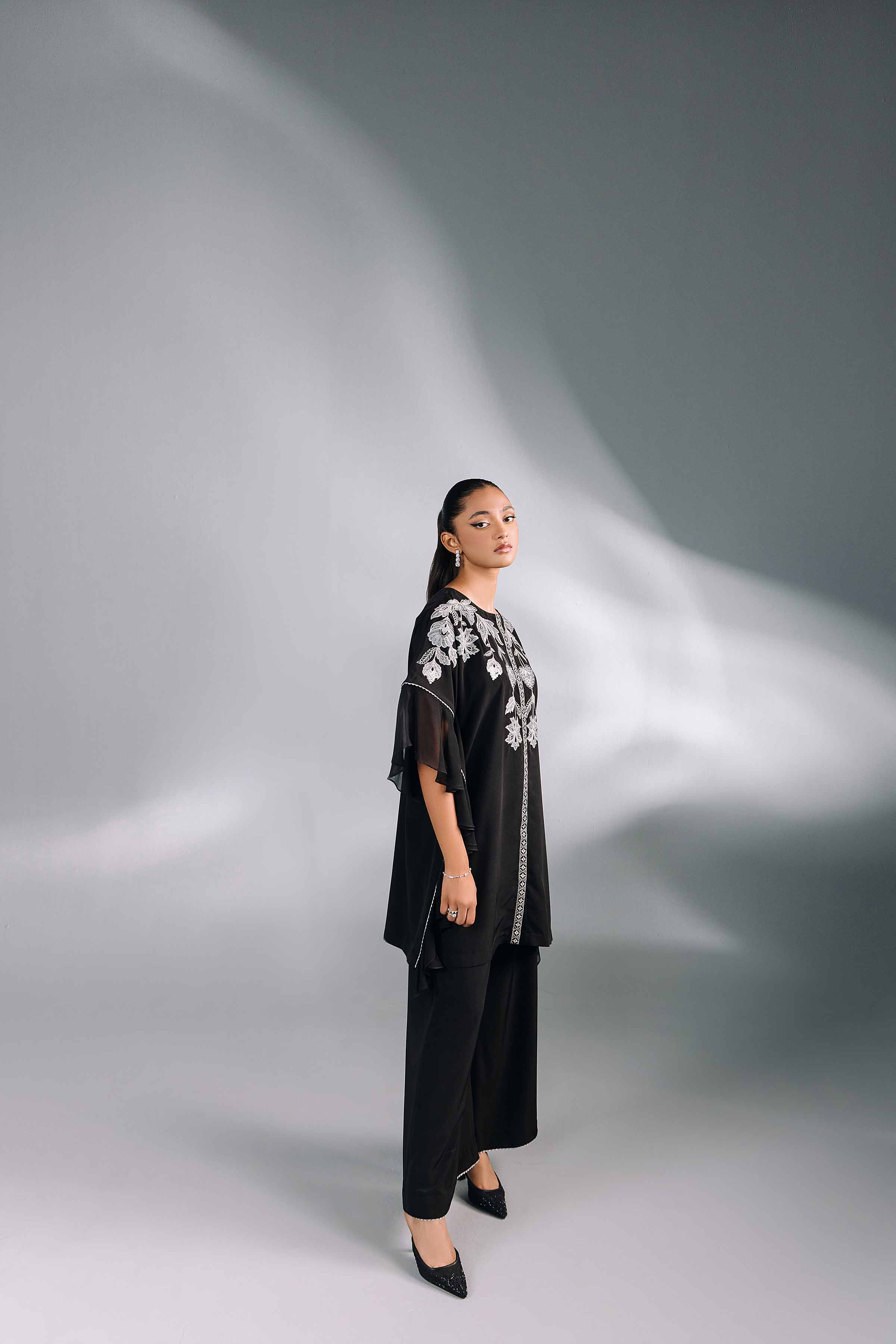 2 Piece - Embroidered Suit - KFW24-86 - Image 9