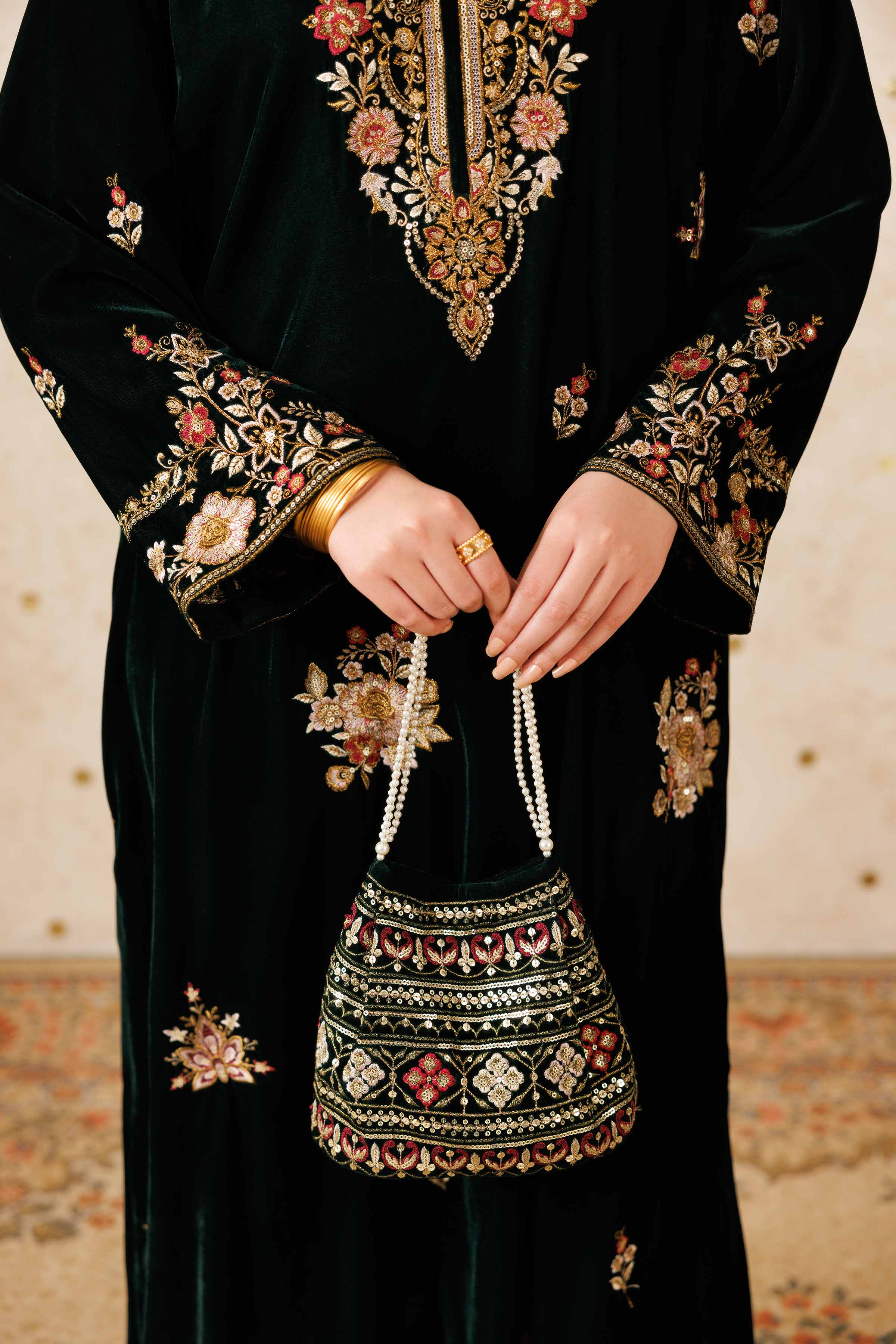 Embroidered Pouch - KFW25-146
