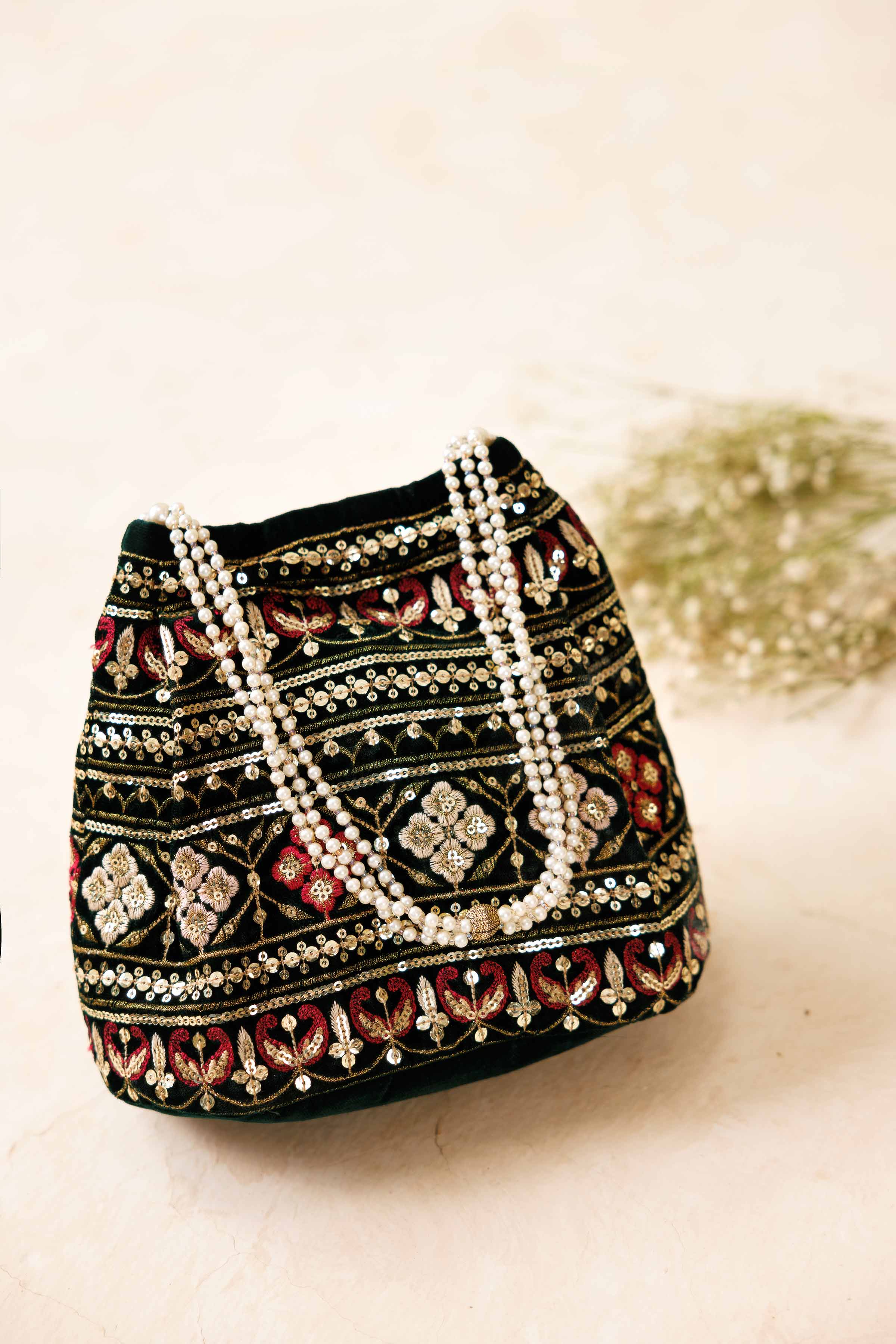 Embroidered Pouch - KFW25-146 - Image 3