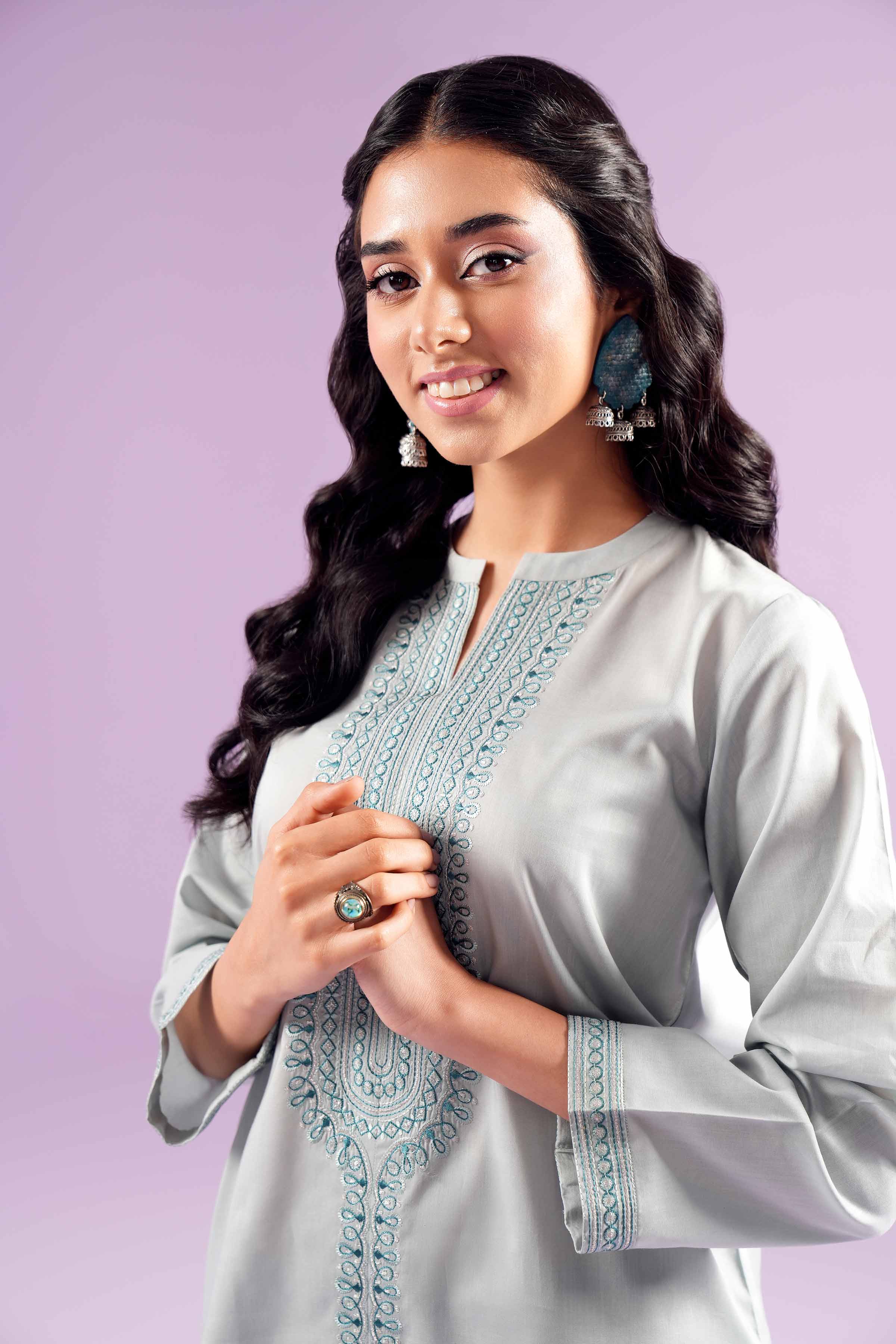 2 Piece - Embroidered Suit - PE24-109 - Image 10