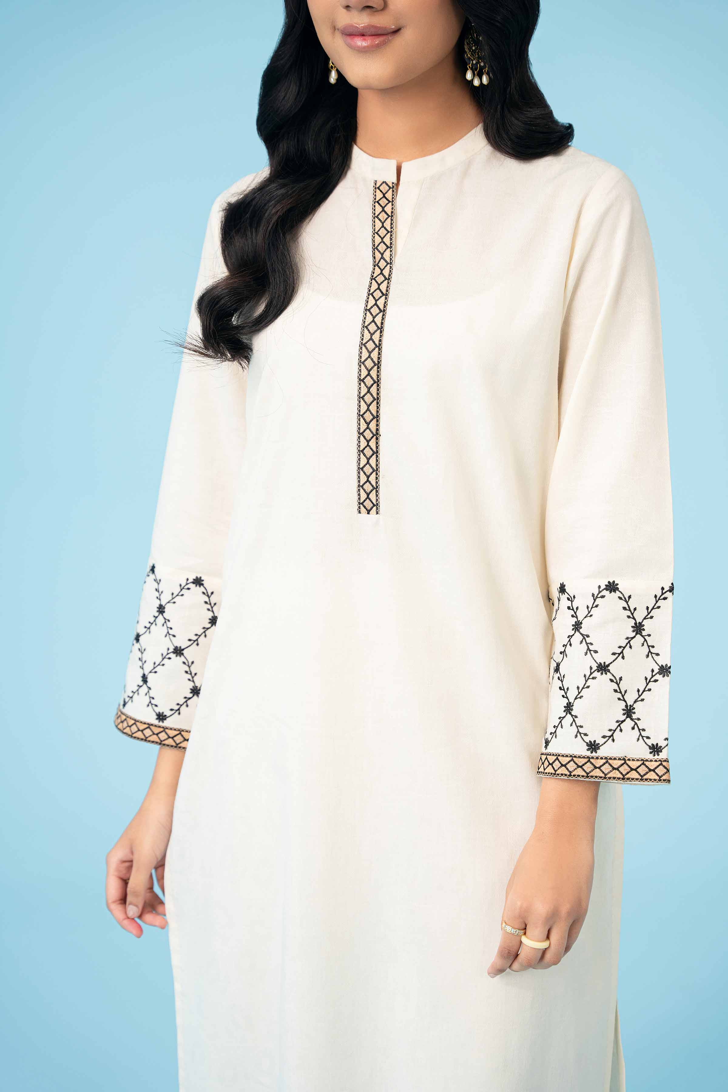 Embroidered Shirt - PE24-127 - Image 4