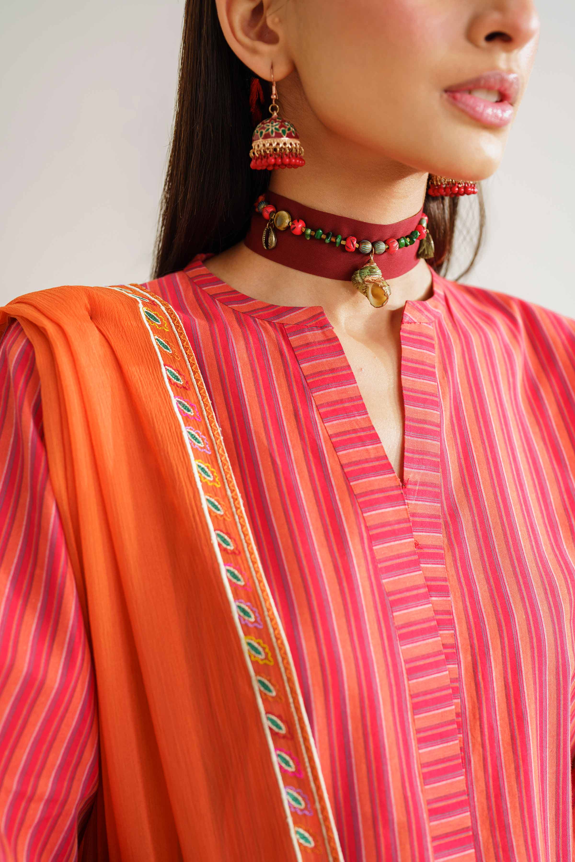 2 Piece - Embroidered Suit - PE24-129 - Image 4