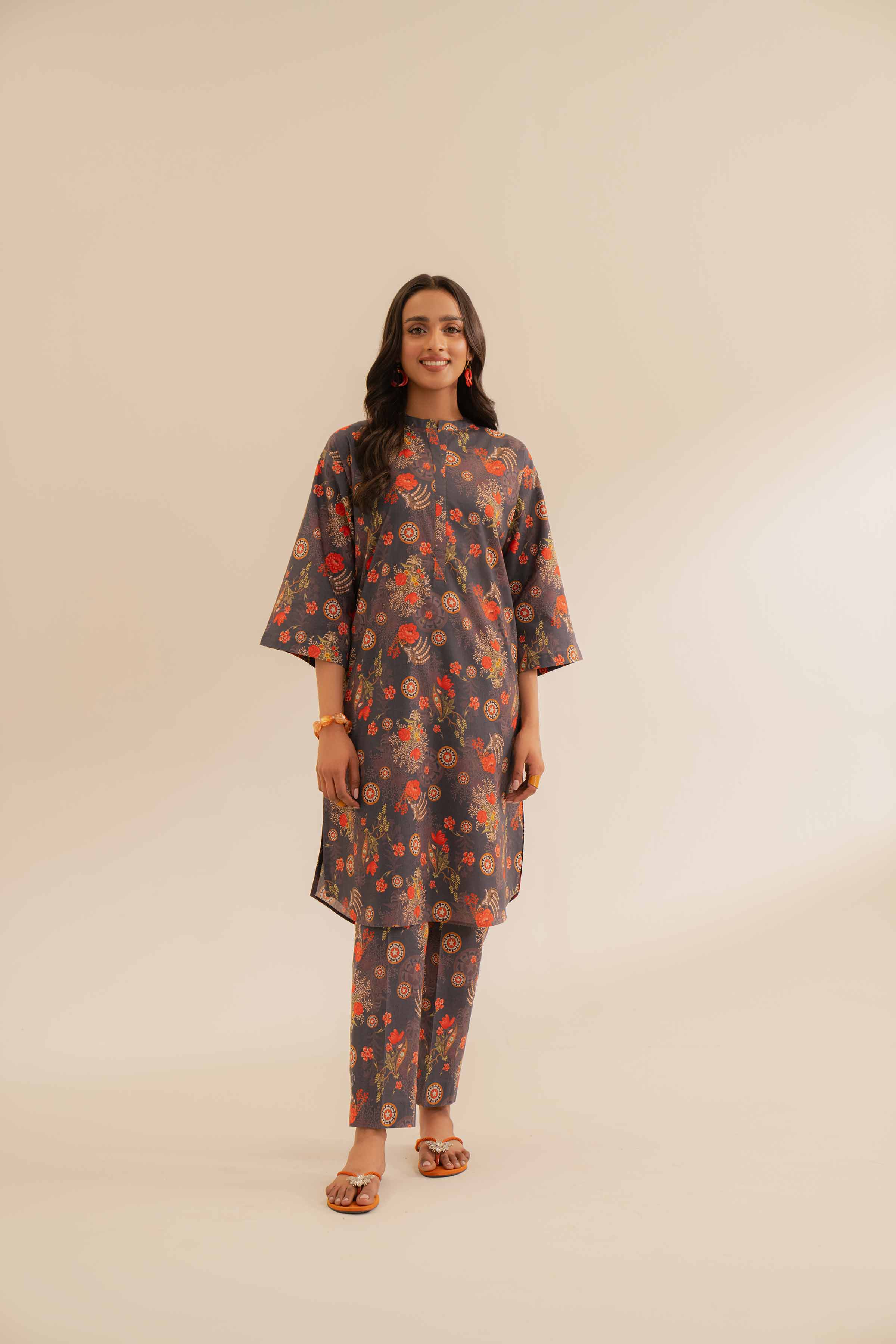 2 Piece - Printed Suit - PE24-311 - Image 4