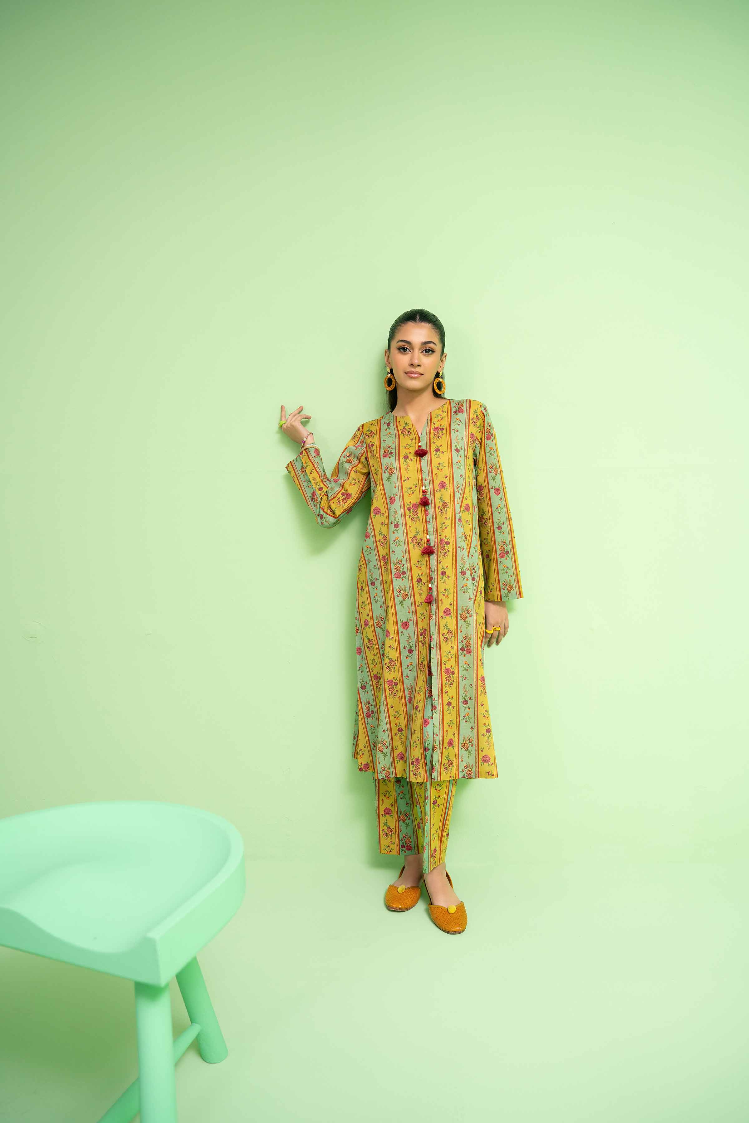 2 Piece - Printed Suit - PE24-366 - Image 5