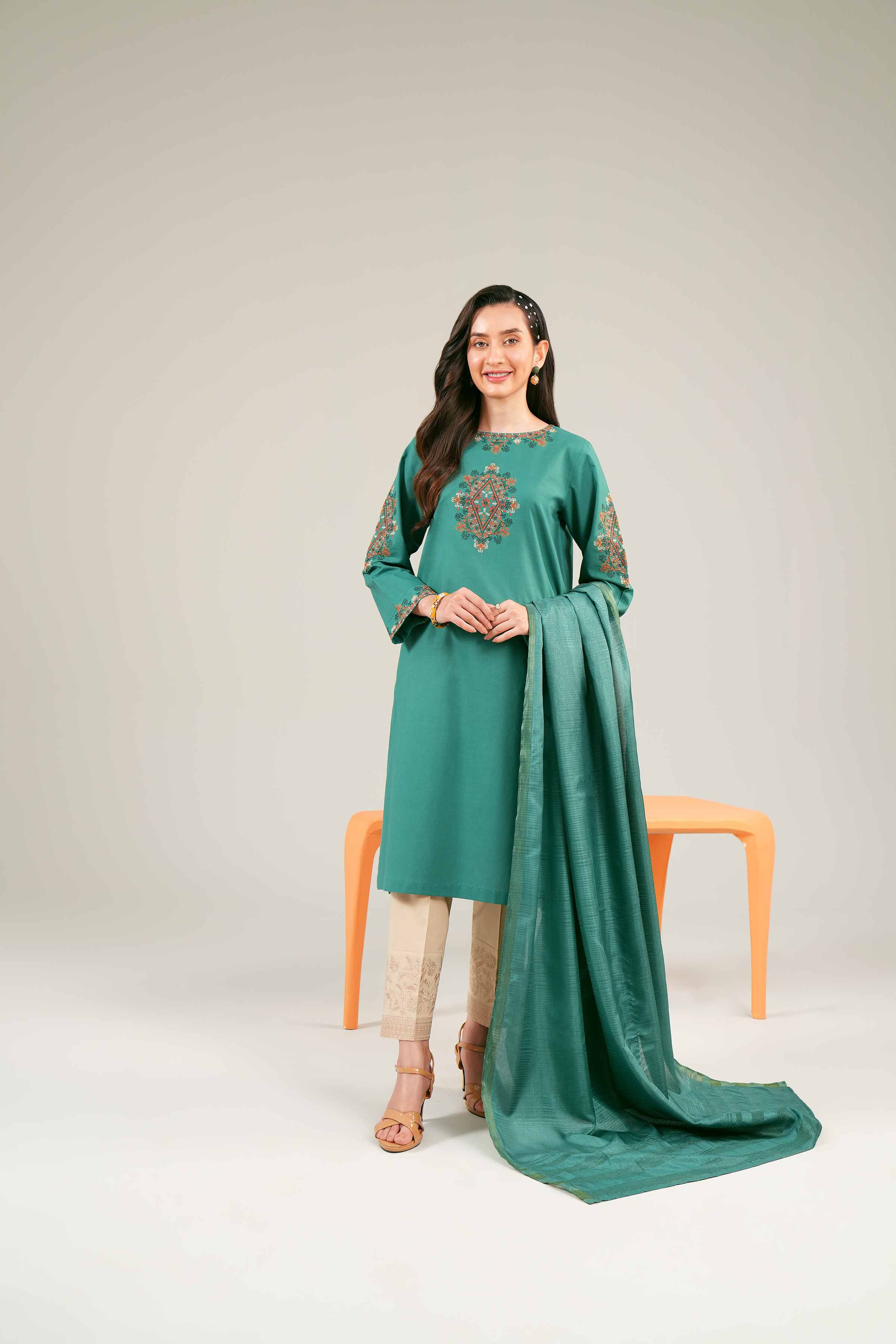 2 Piece - Embroidered Suit - PE24-77 - Image 4