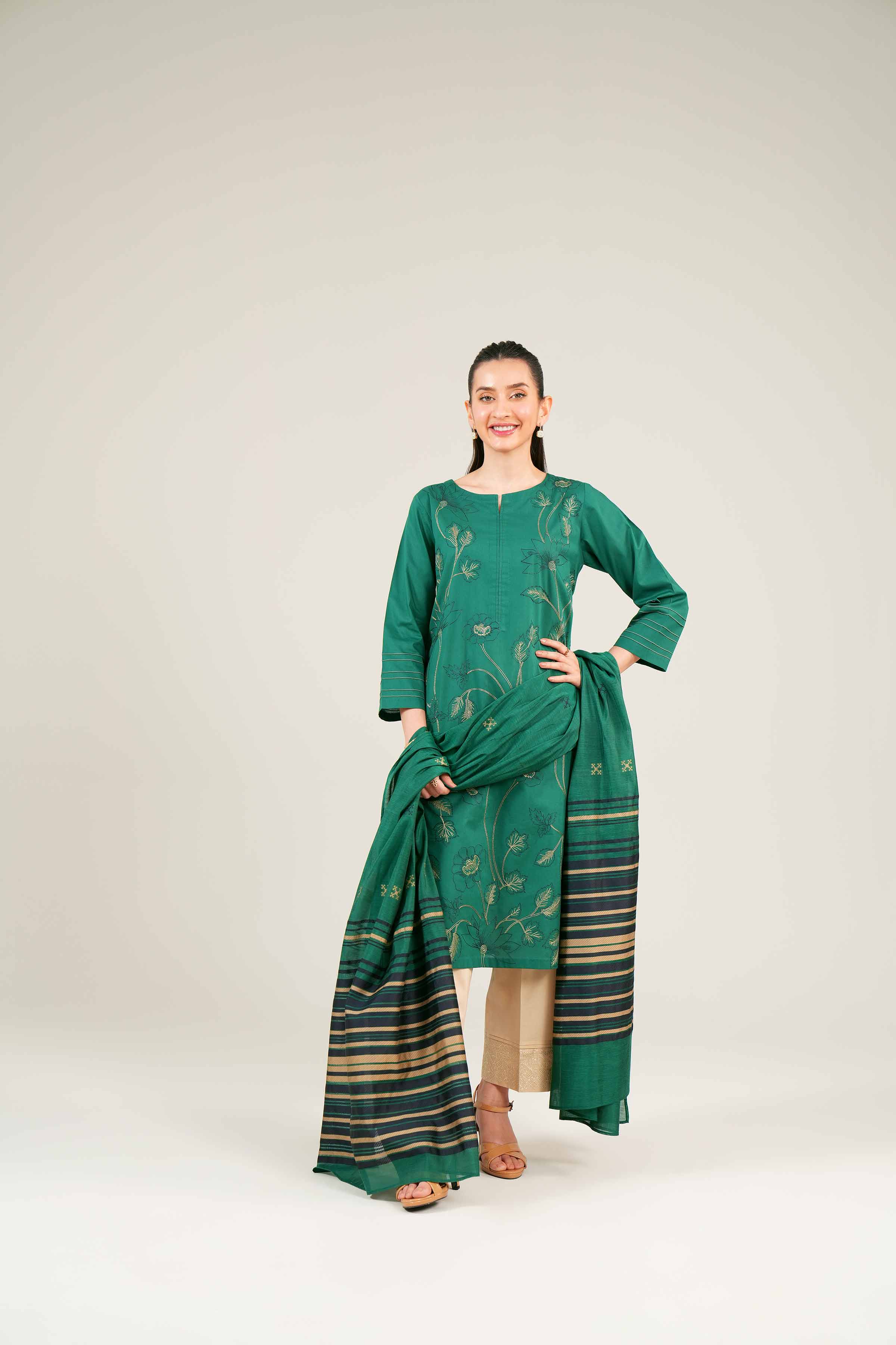 2 Piece - Embroidered Suit - PE24-95 - Image 5