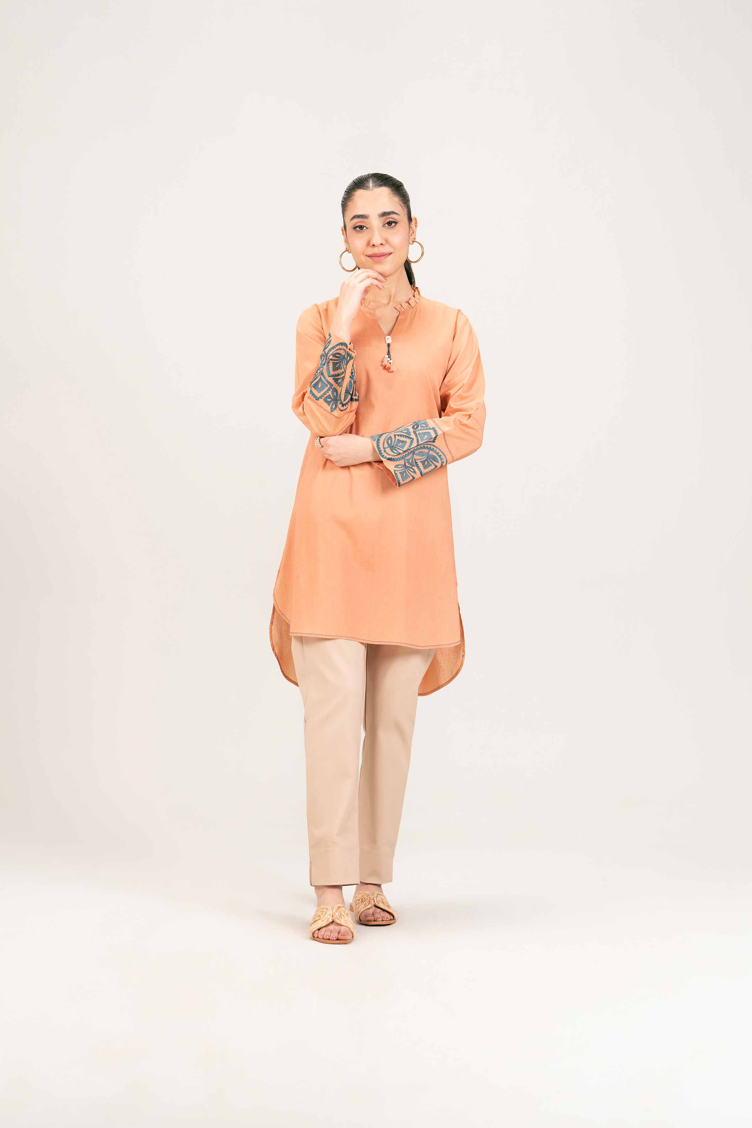 Embroidered Tunic - PE25-09 - Image 4
