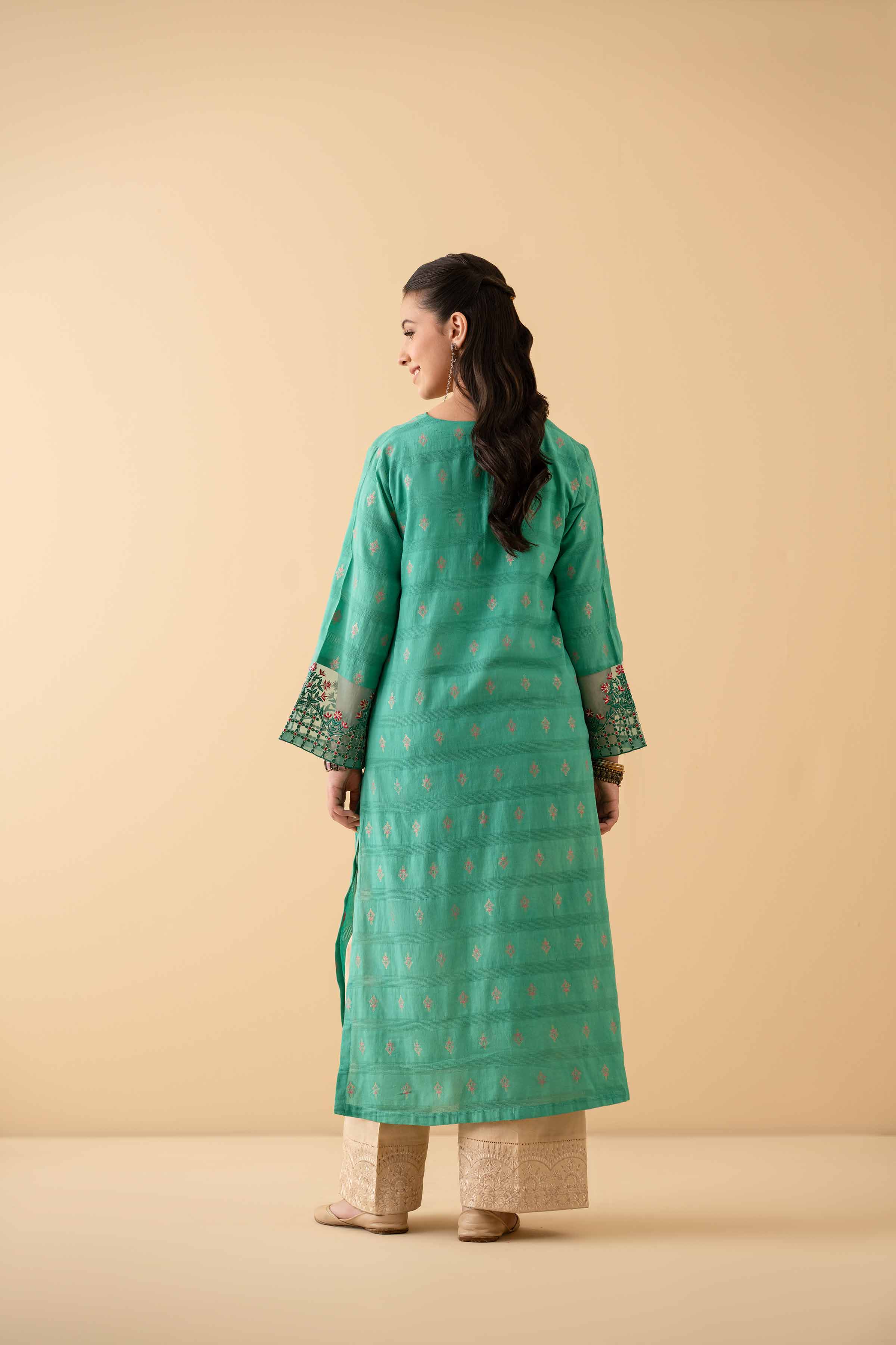 Embroidered Shirt - PE25-119 - Image 3