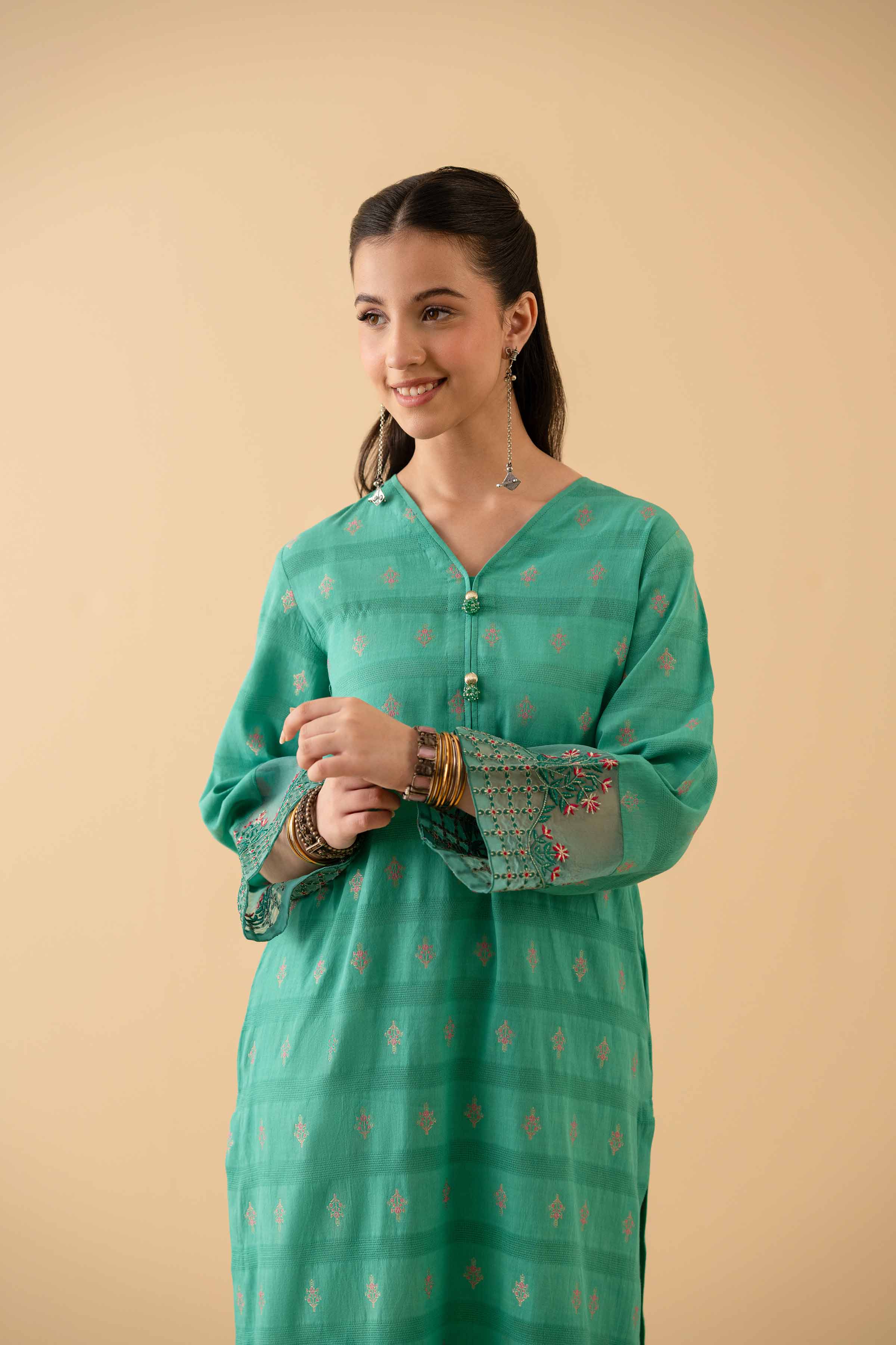 Embroidered Shirt - PE25-119 - Image 4
