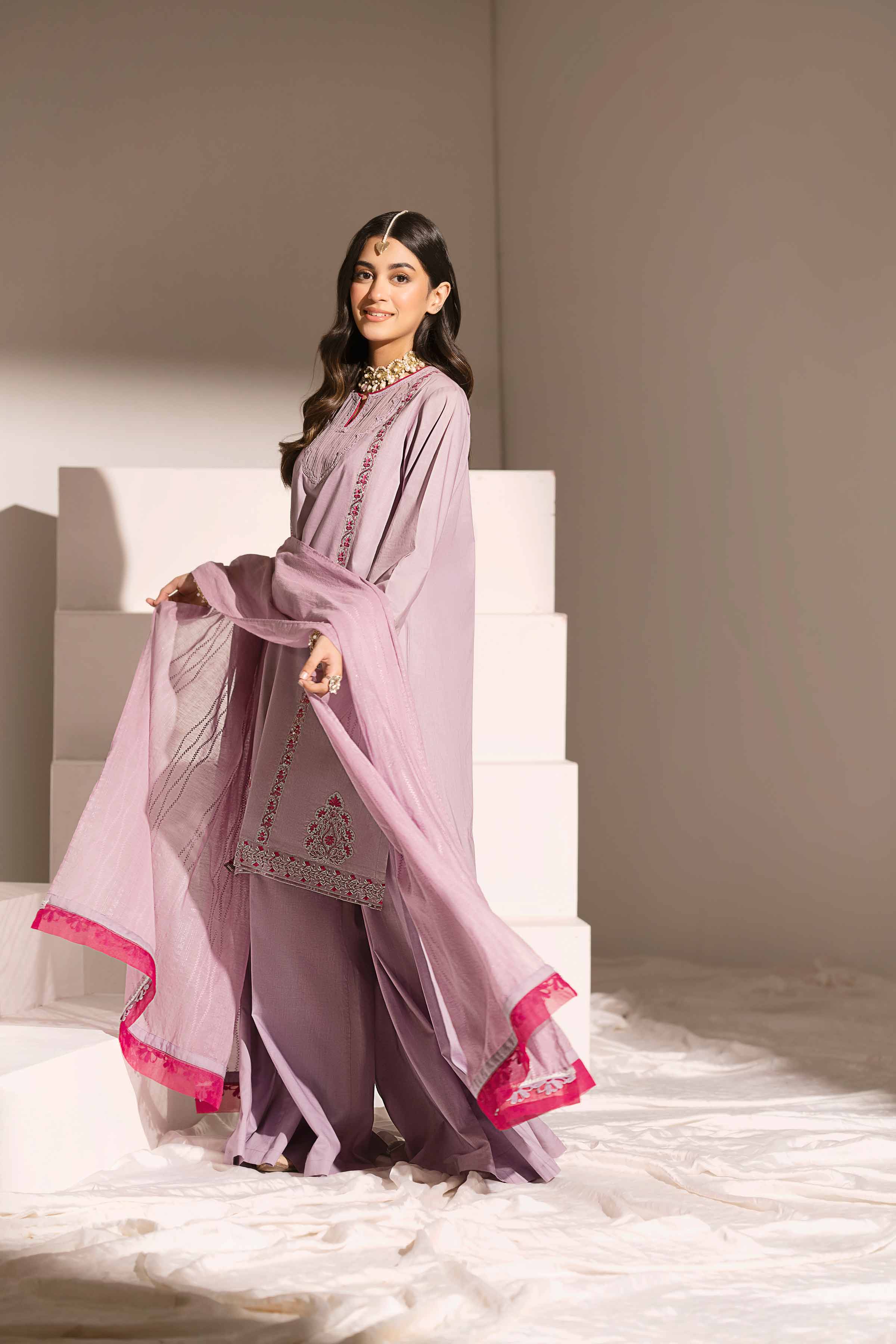 3 Piece - Embroidered Suit - PE25-125 - Image 5