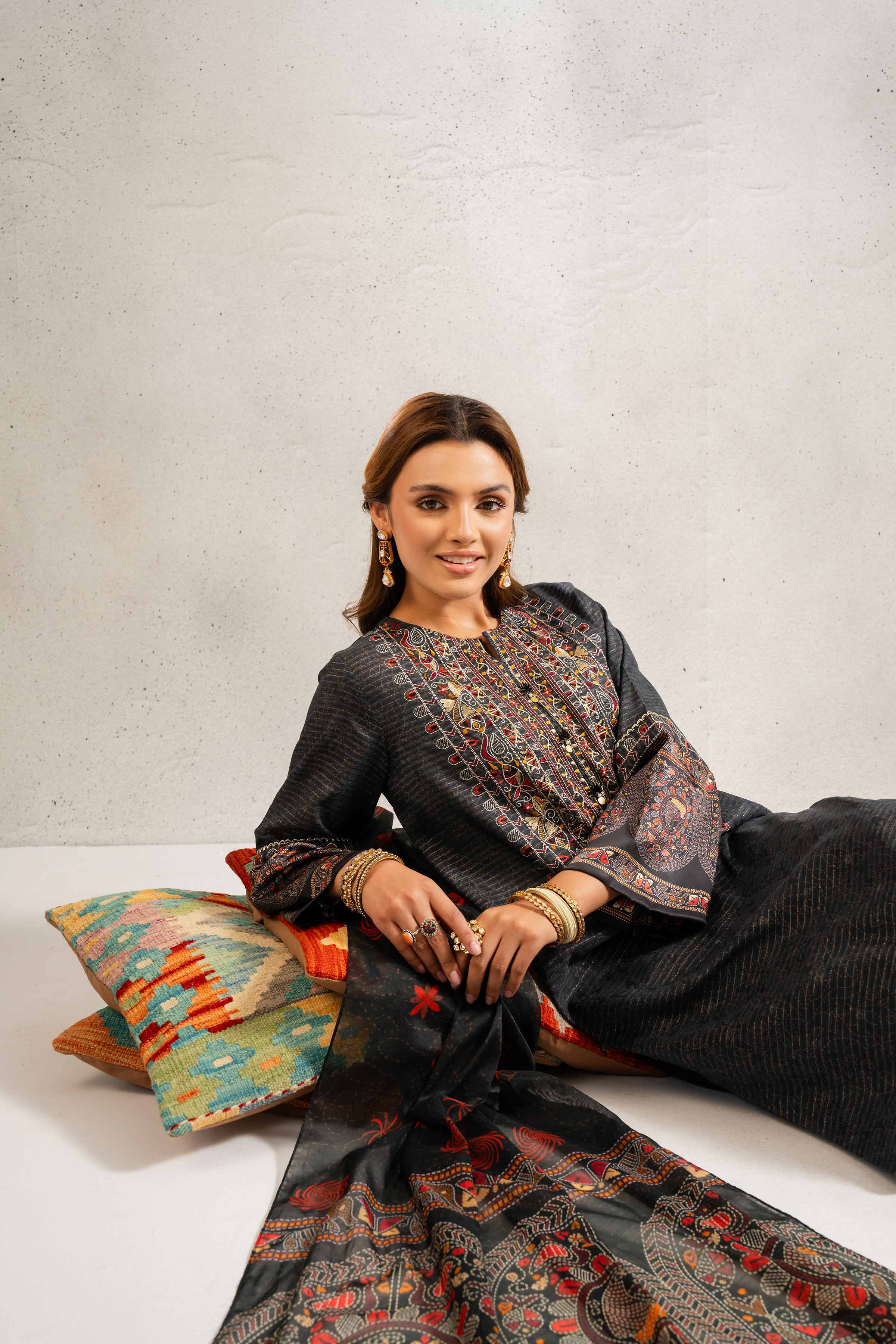 3 Piece - Printed Embroidered Suit - PE25-129 - Image 4
