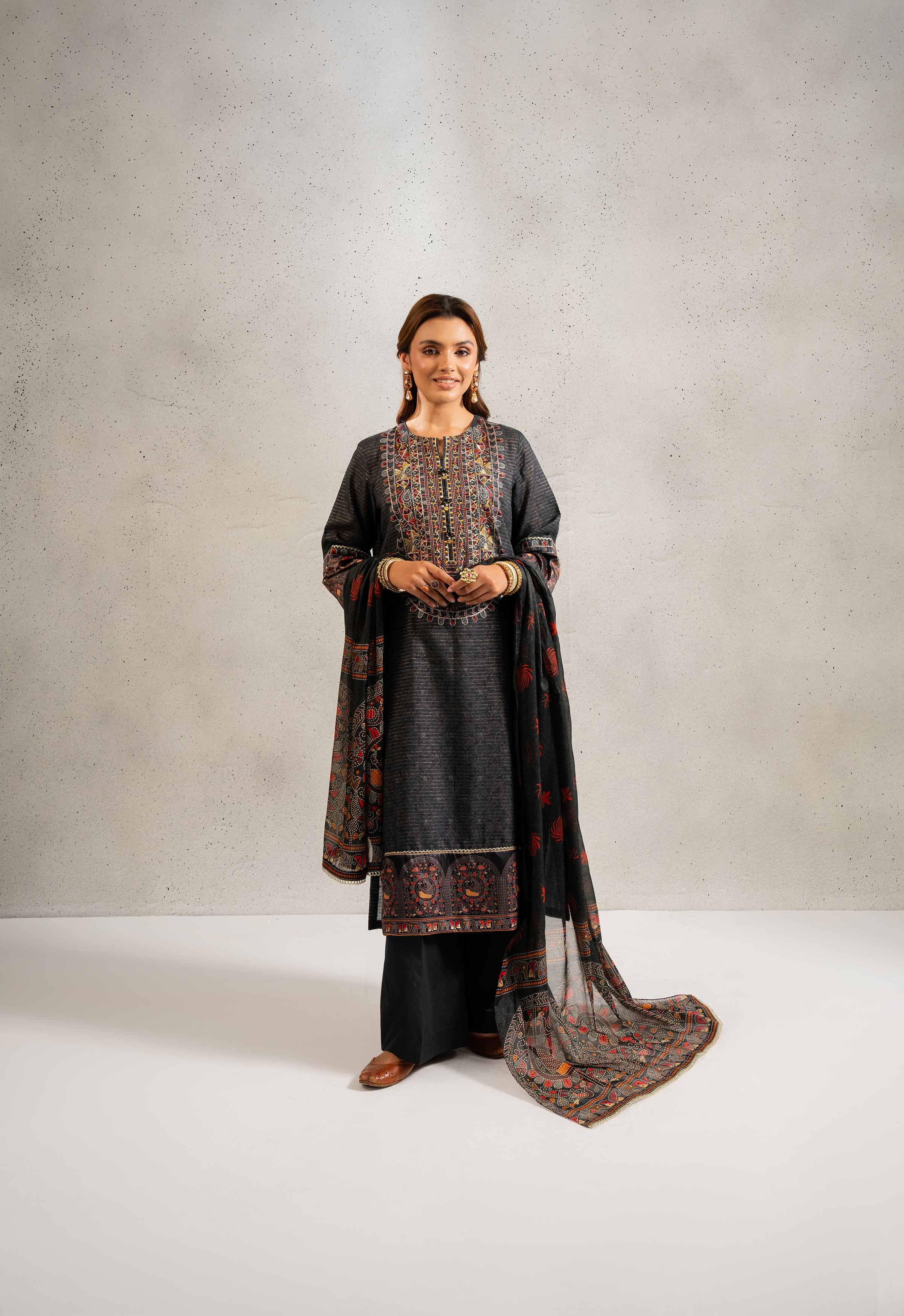 3 Piece - Printed Embroidered Suit - PE25-129 - Image 6