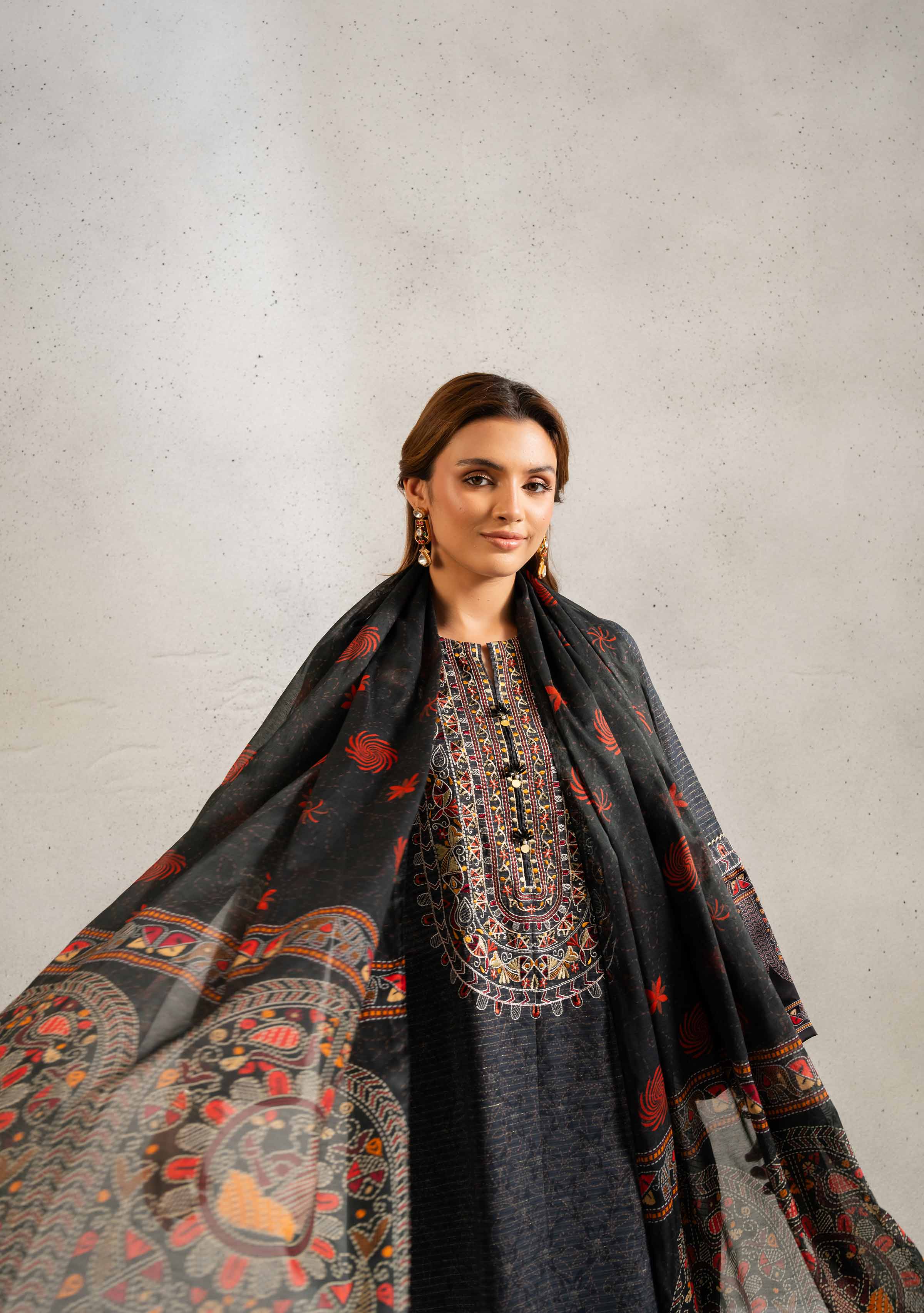 3 Piece - Printed Embroidered Suit - PE25-129 - Image 7