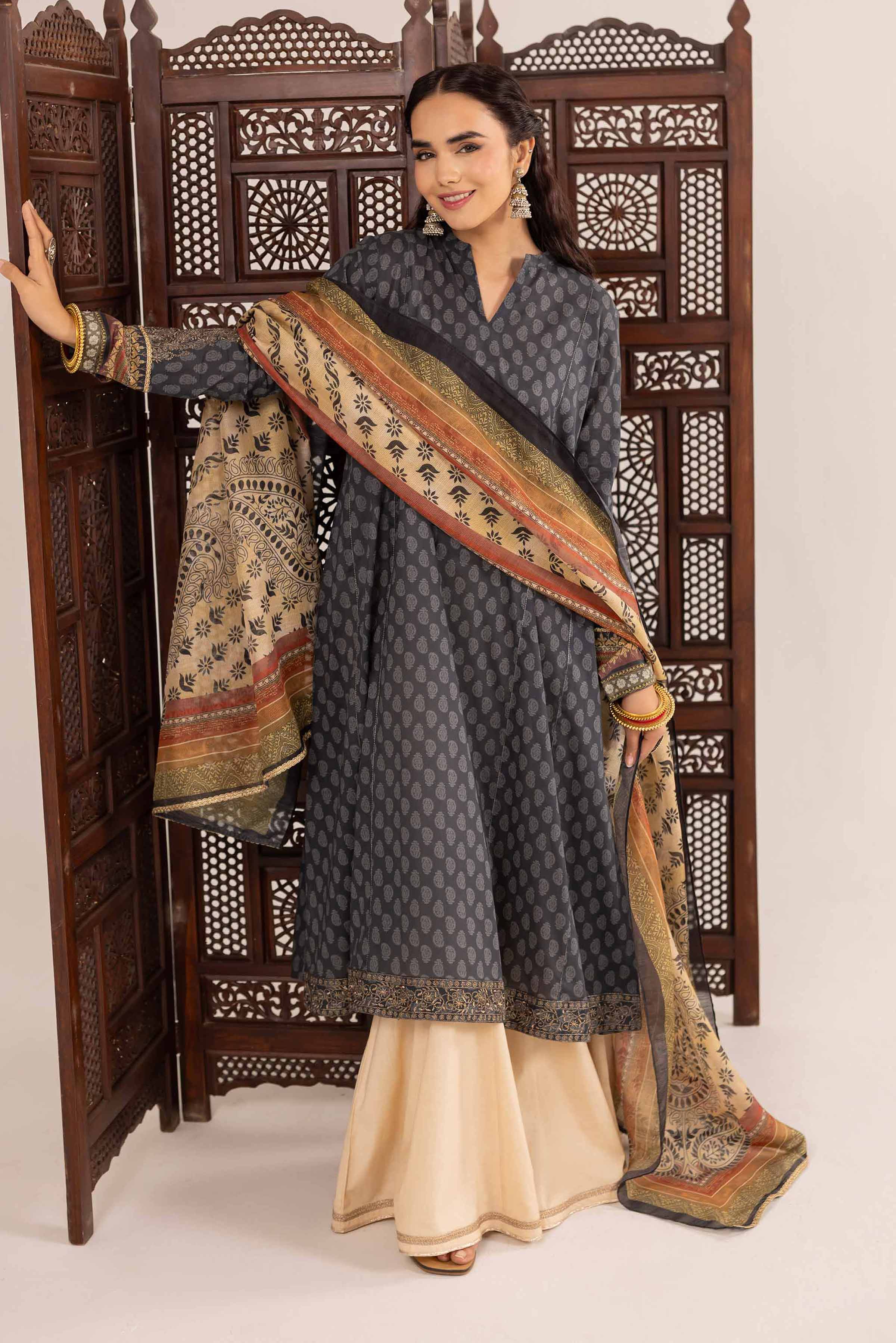 2 Piece - Printed Embroidered Suit - PE25-137 - Image 2