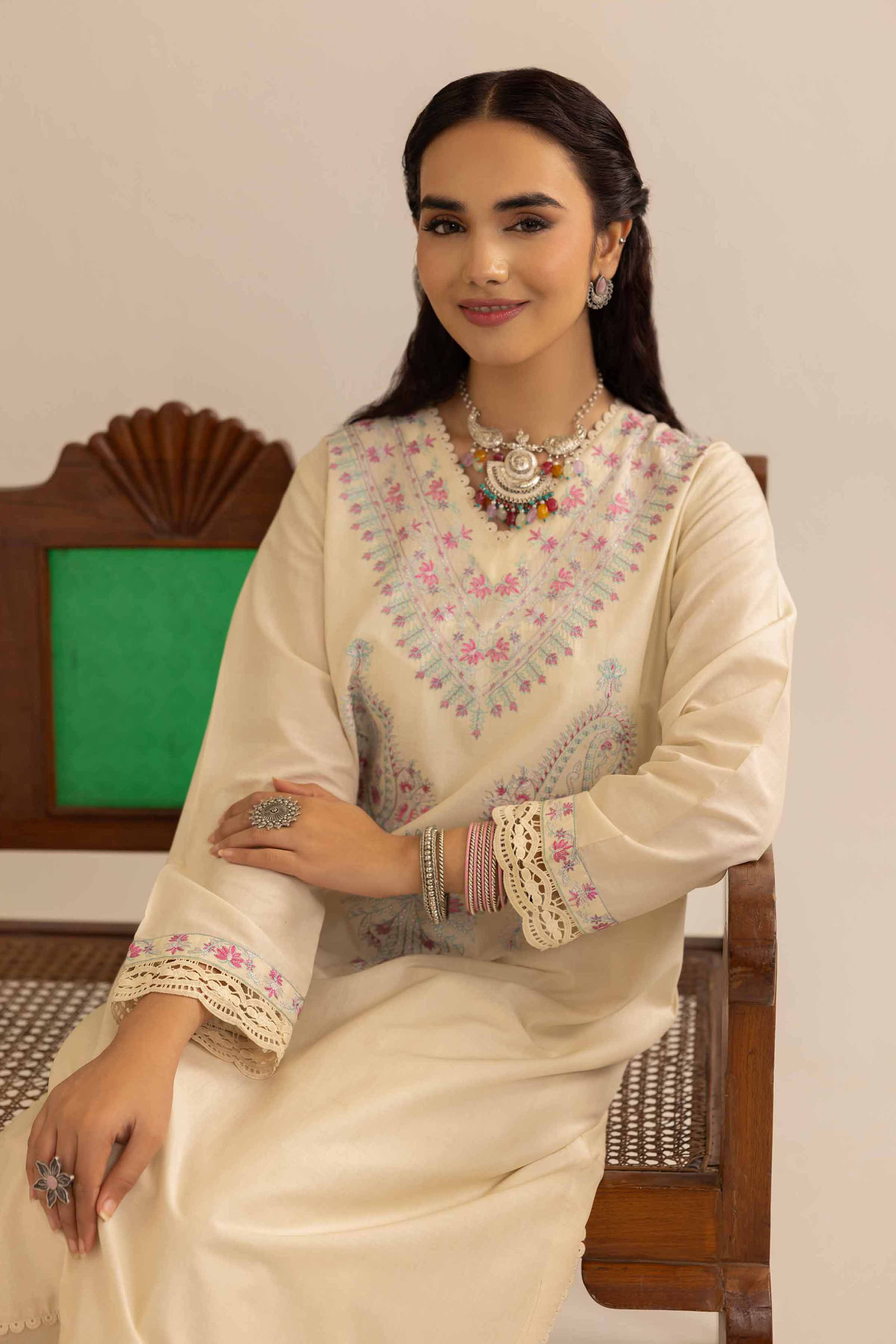 2 Piece - Embroidered Suit - PE25-138 - Image 2