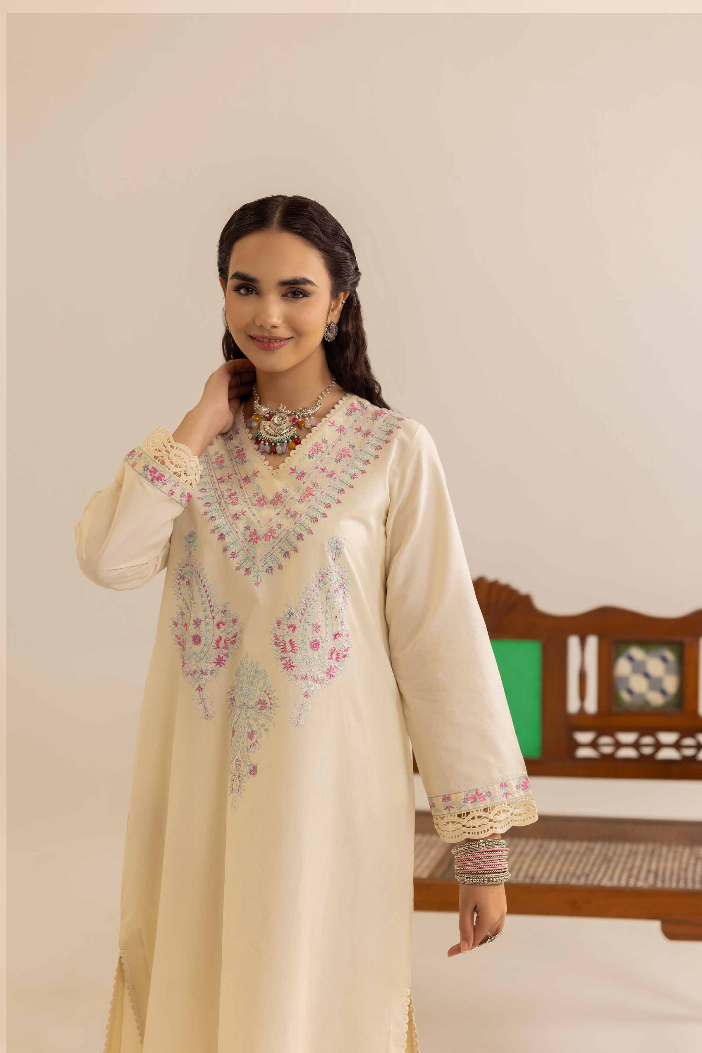 2 Piece - Embroidered Suit - PE25-138 - Image 4
