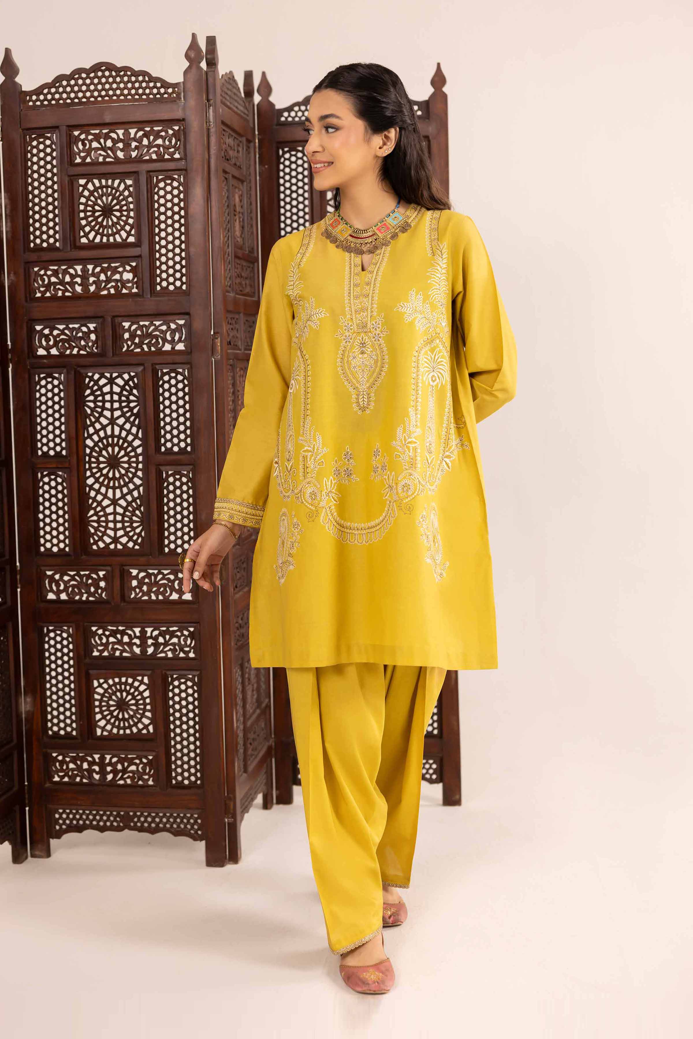 2 Piece - Embroidered Suit - PE25-161 - Image 2