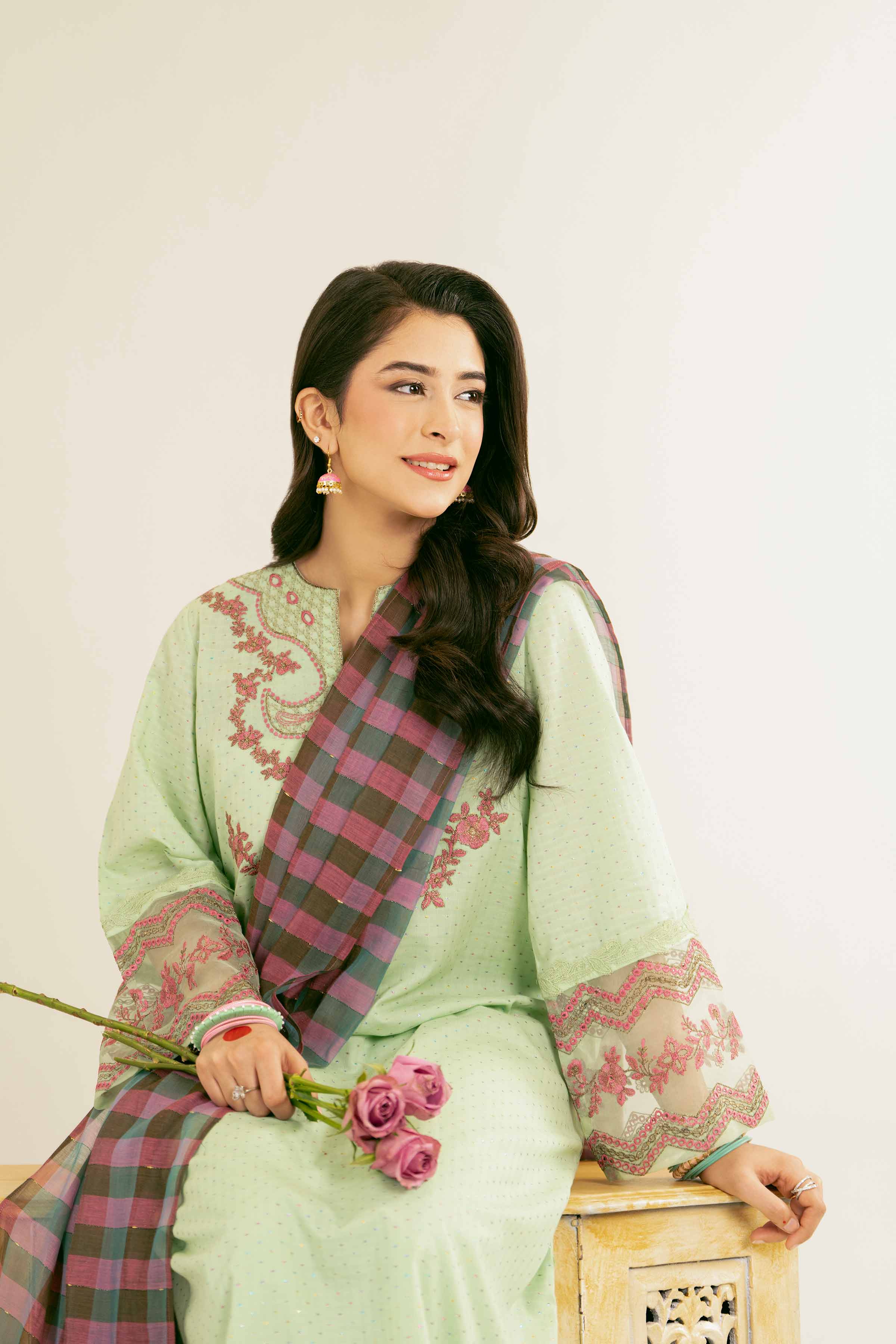 3 Piece - Embroidered Suit - PE25-171 - Image 4