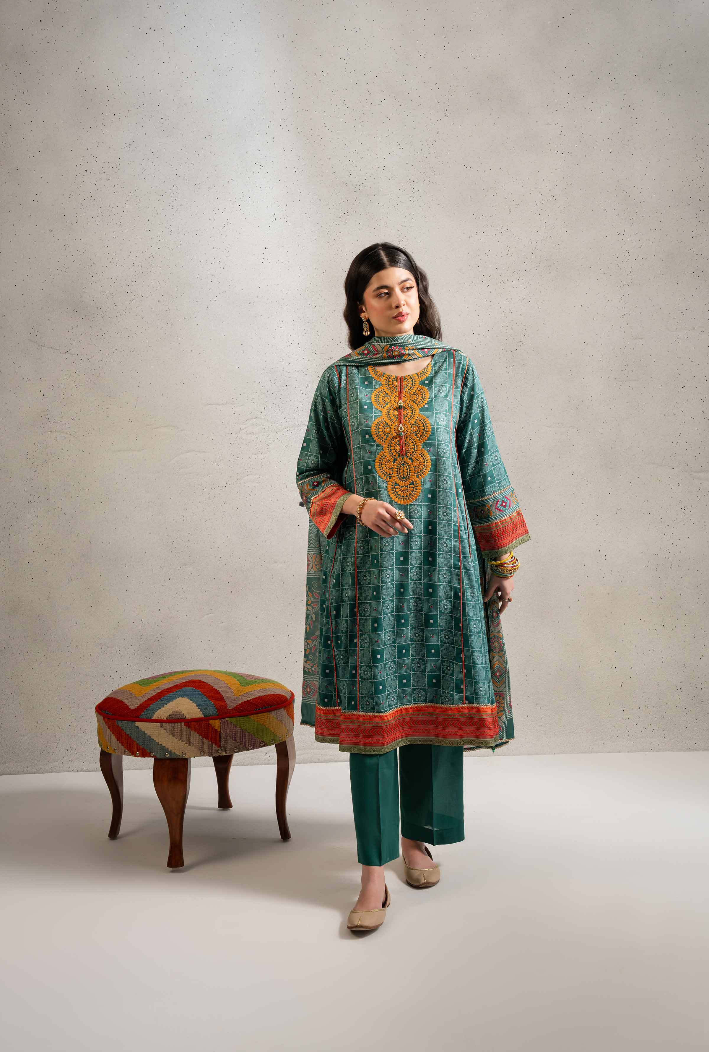 3 Piece - Printed Embroidered Suit - PE25-190 - Image 5