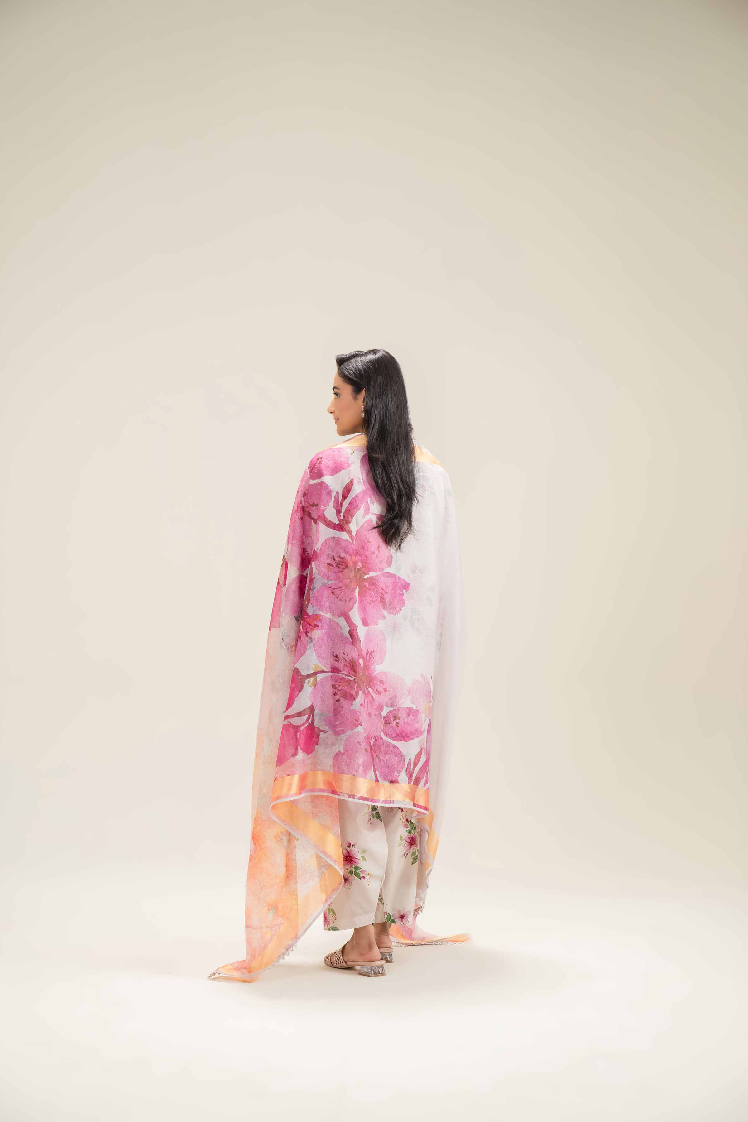 3 Piece - Printed Suit - PE25-250 - Image 3