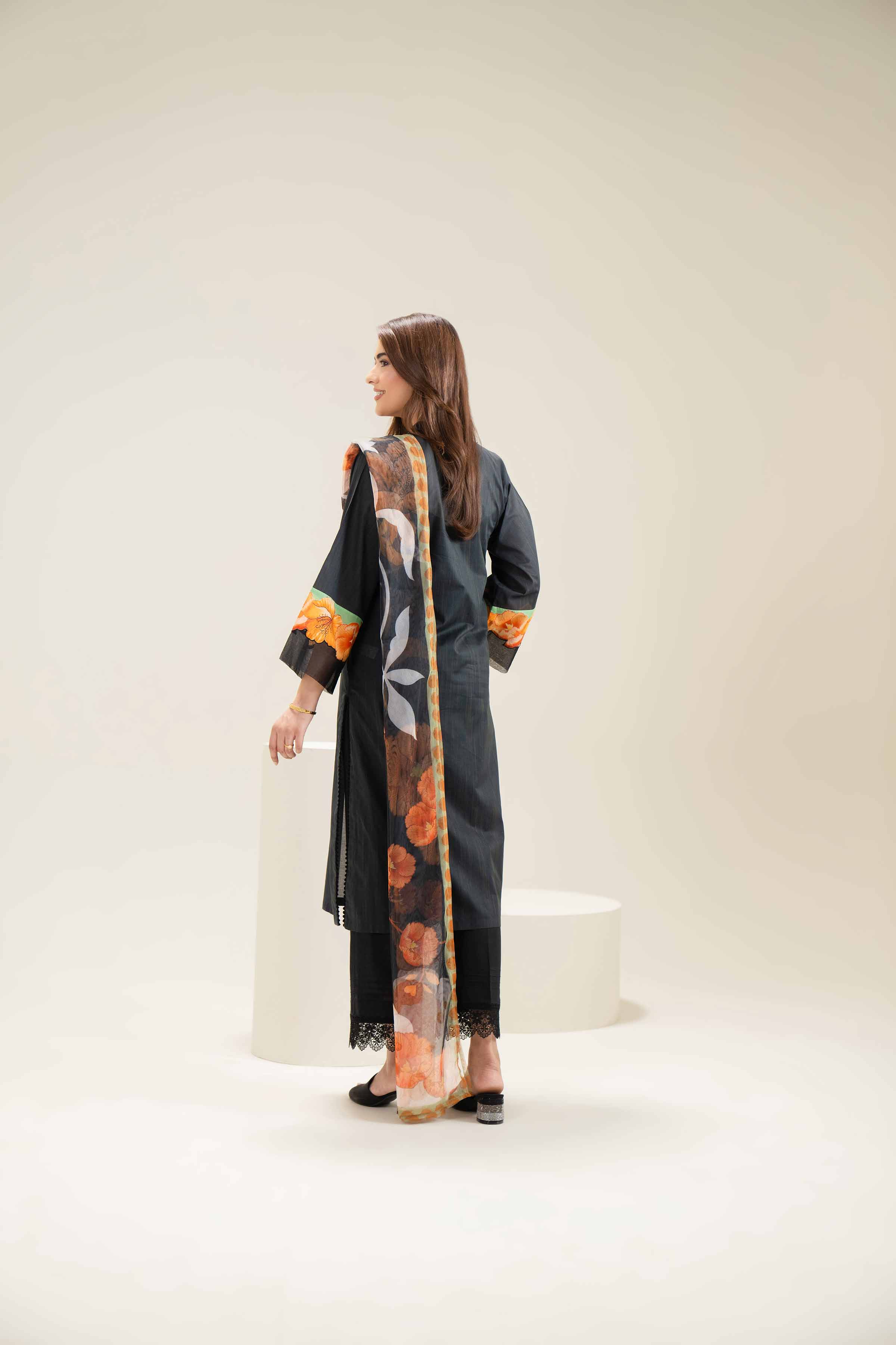 2 Piece - Printed Suit - PE25-256 - Image 3